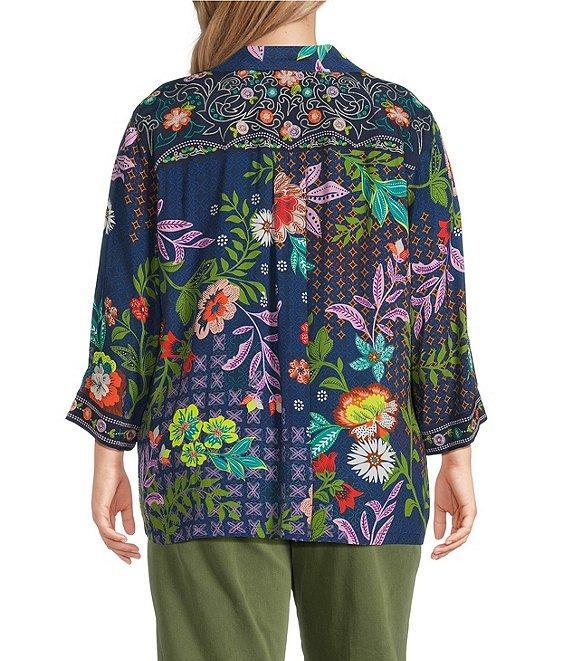 John Mark Plus Size Floral Embroidered Woven Point Collar 3/4 Cuff Sleeve Popover Top Product Image