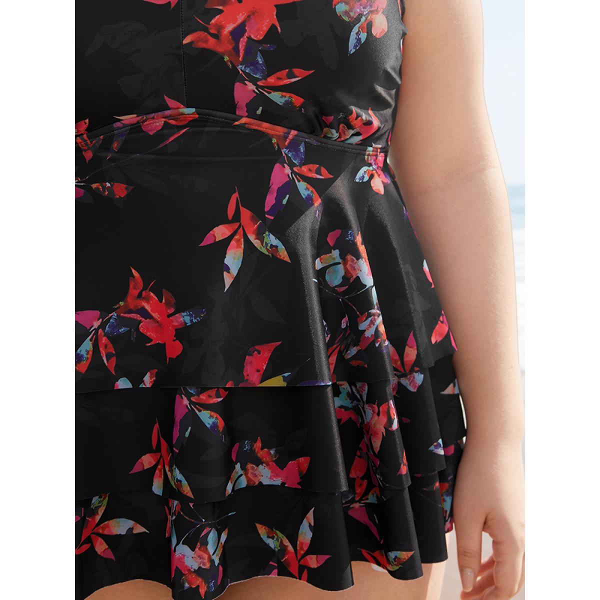 Plus Size Floral Printed Ruffle Tiered A Line Tankini Top Women's Swimwear BlackFlower Vacation Adjustable Straps High stretch Bodycon V-neck Curve Swim Tops BloomChic 18-20/2X Product Image
