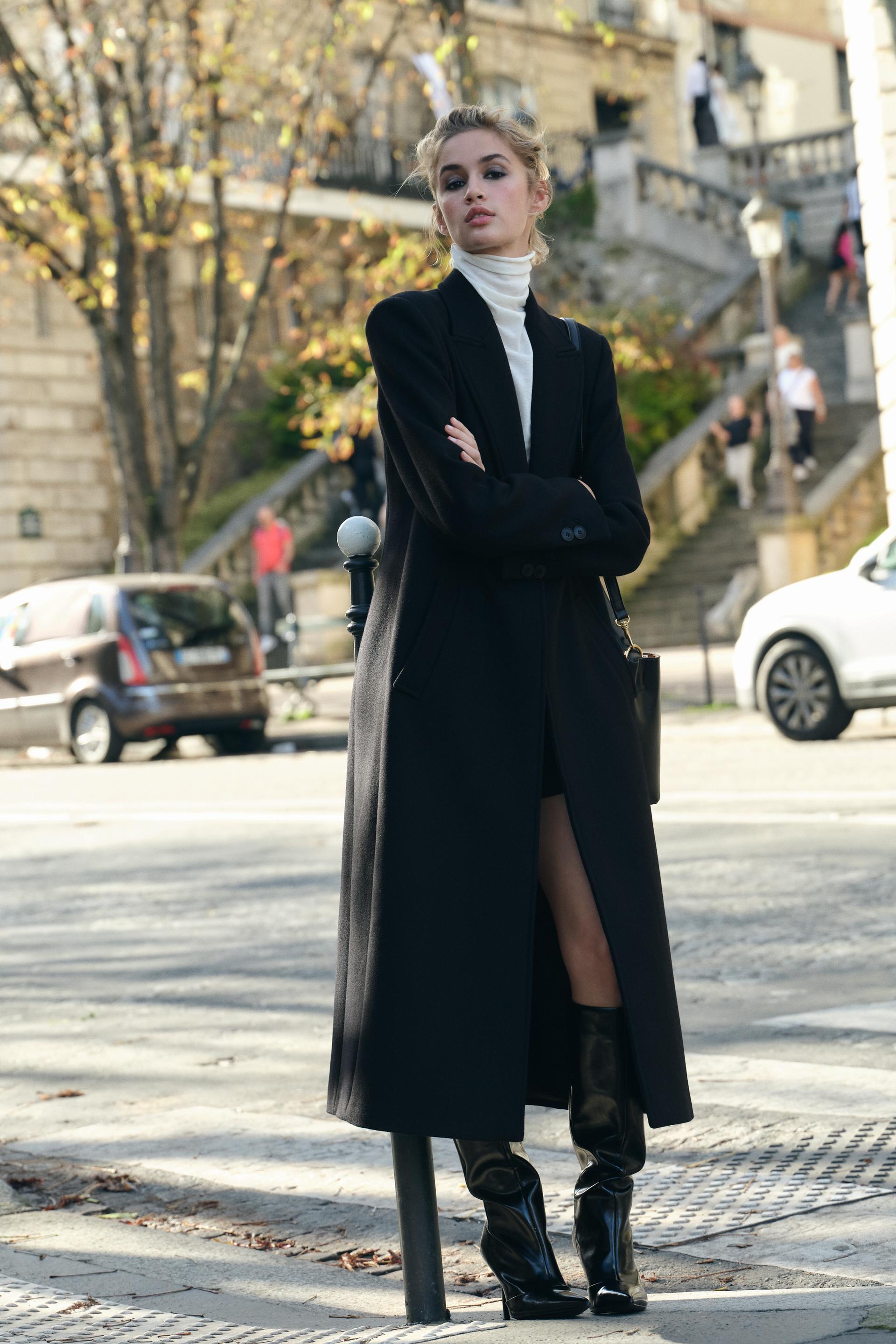 LONG WOOL COAT Product Image