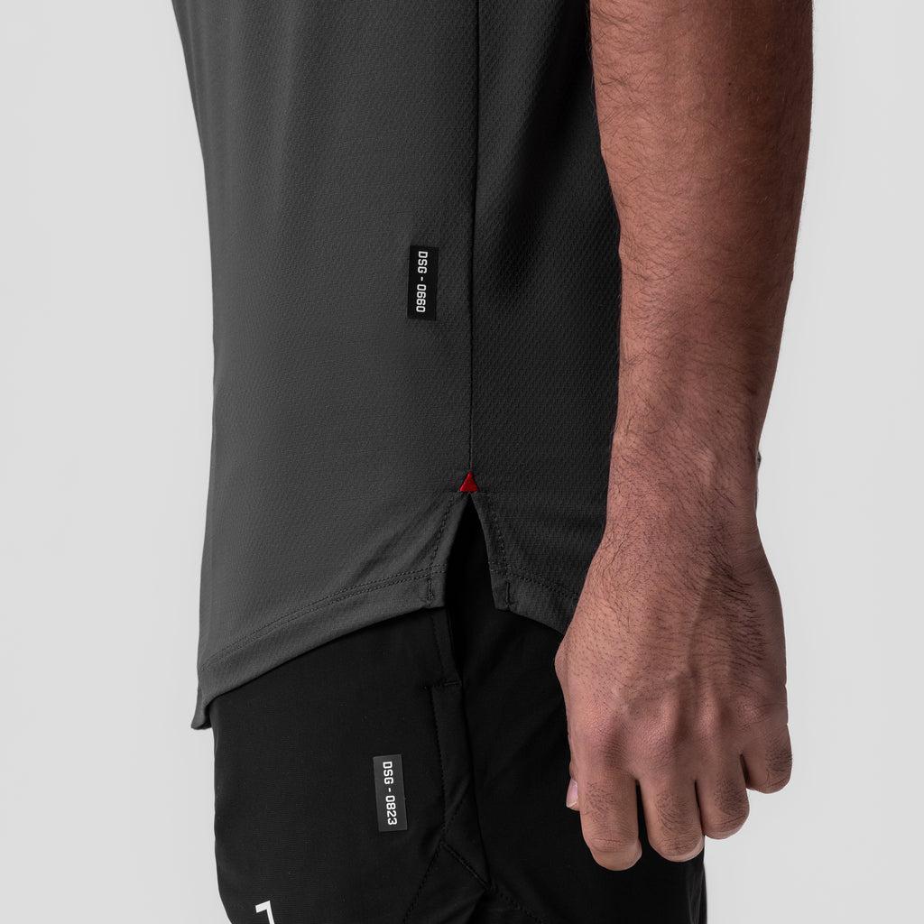 0660. AeroSilver® Established Tee - Space Grey Male Product Image