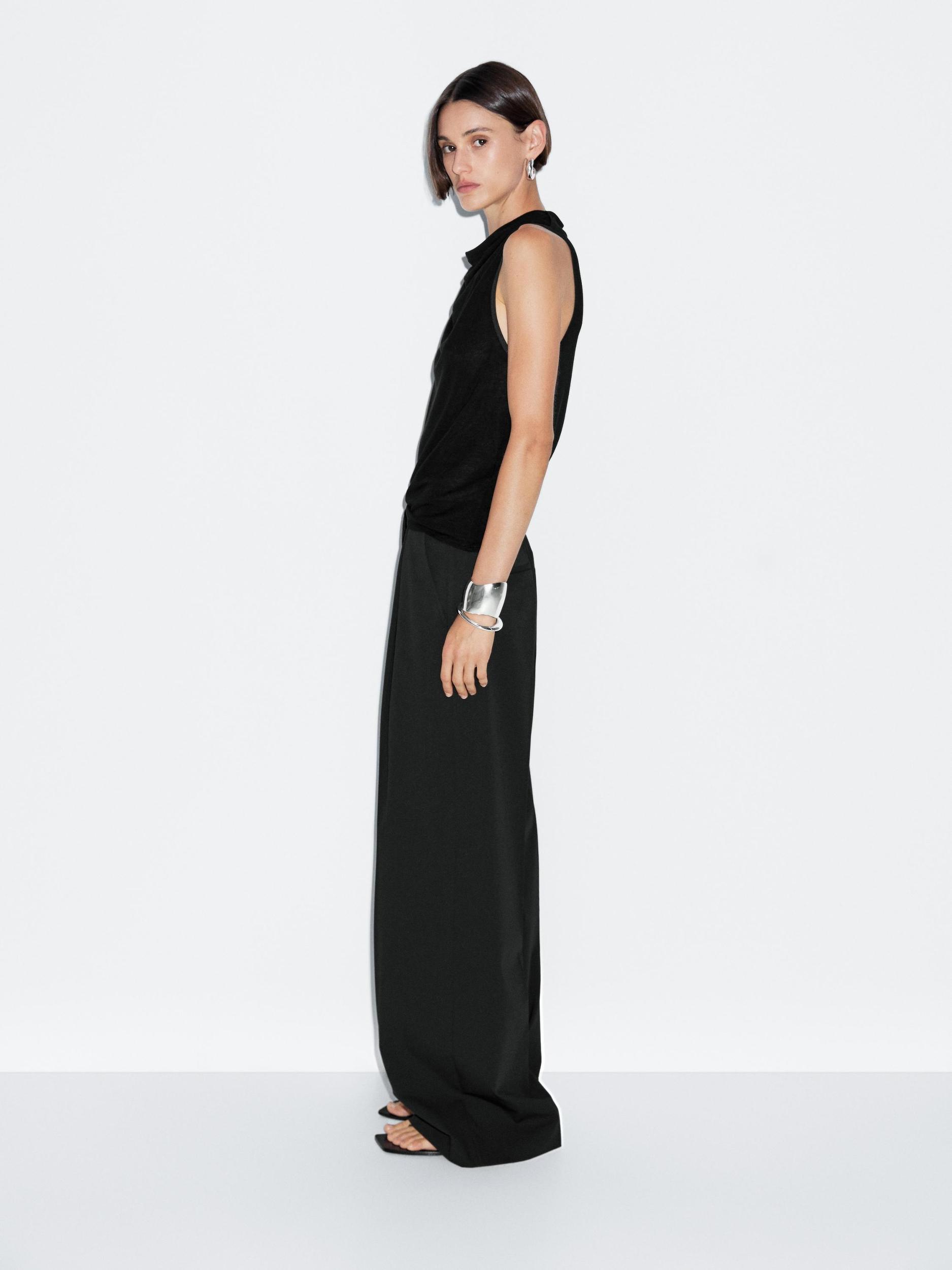 Sleeveless top with draped neckline Product Image