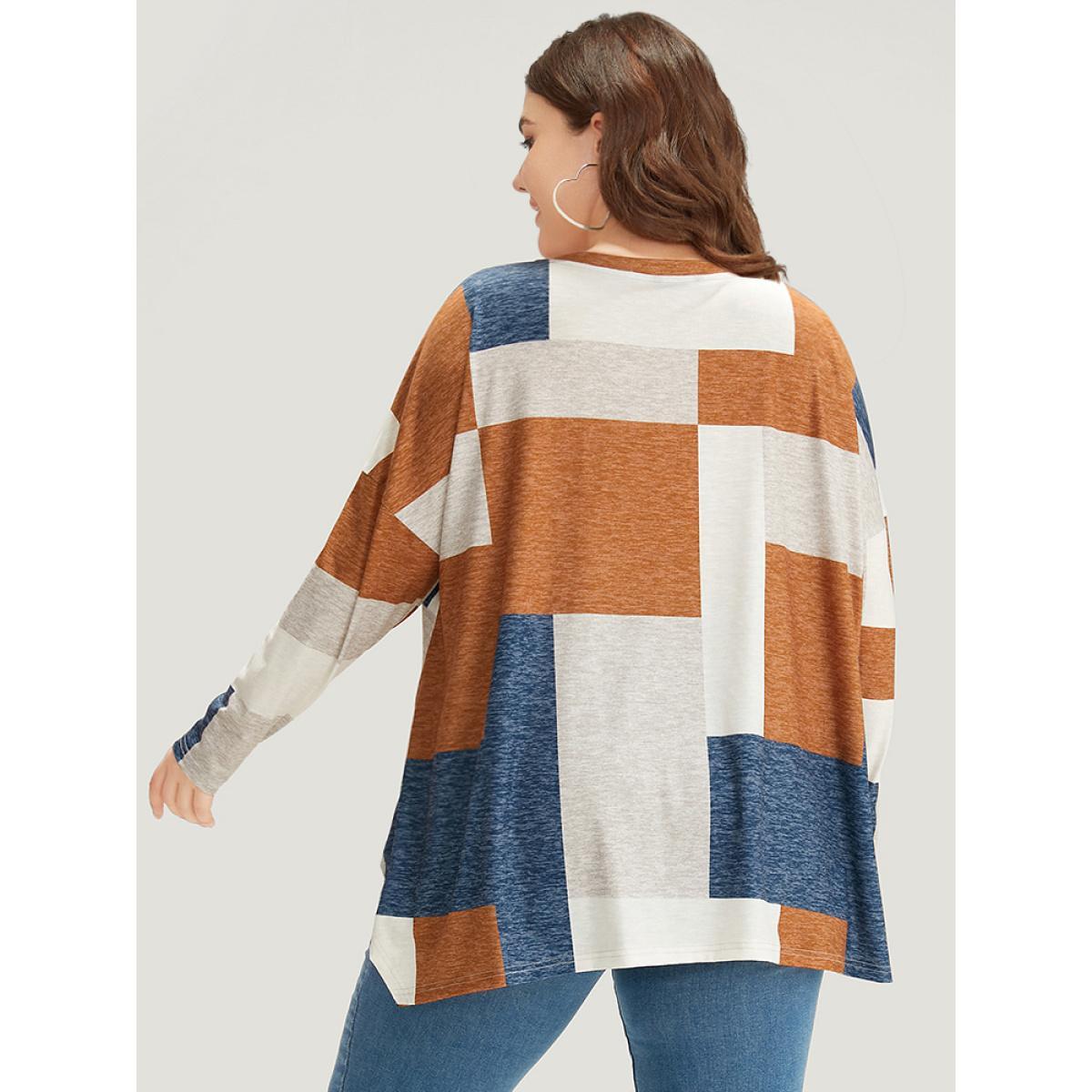 Plus Size Colorblock Contrast Round Neck Dolman Sleeve T-shirt Multicolor Women Casual Contrast Colorblock Round Neck Everyday T-shirts BloomChic 26/4X Product Image