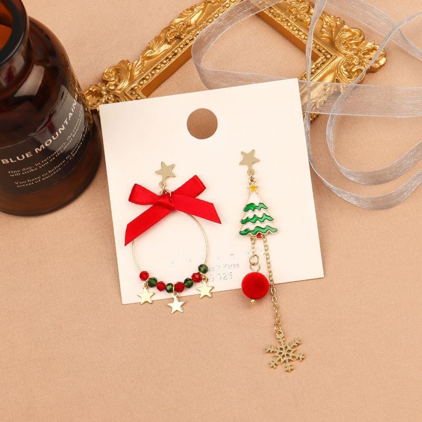 Christmas Asymmetrical Drop Earring / Clip On Earring Product Image