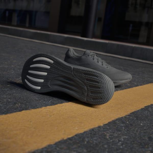 Supernova Stride Shoes Product Image