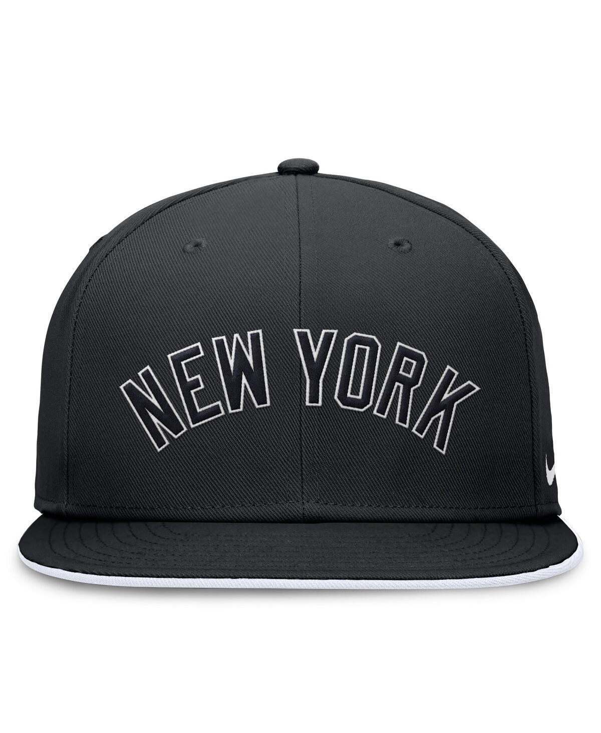 NIKE Men's Black New York Yankees Primetime True Performance Fitted Hat Product Image