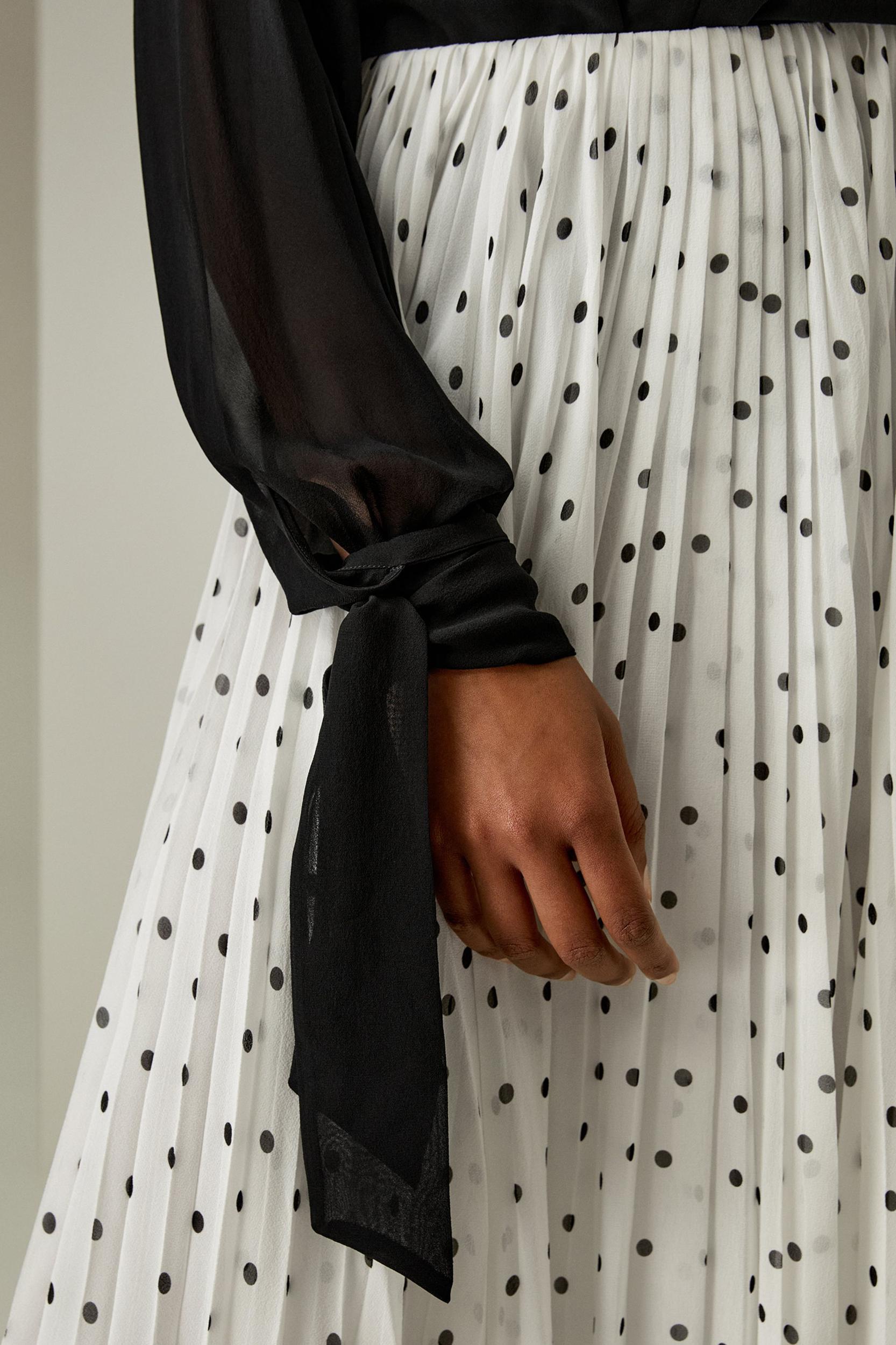 LILYSILK Women's Batwing Sleeve Chiffon Blouse Set, Black XL - Flowy, Elegant Top for Parties & Vacations Product Image