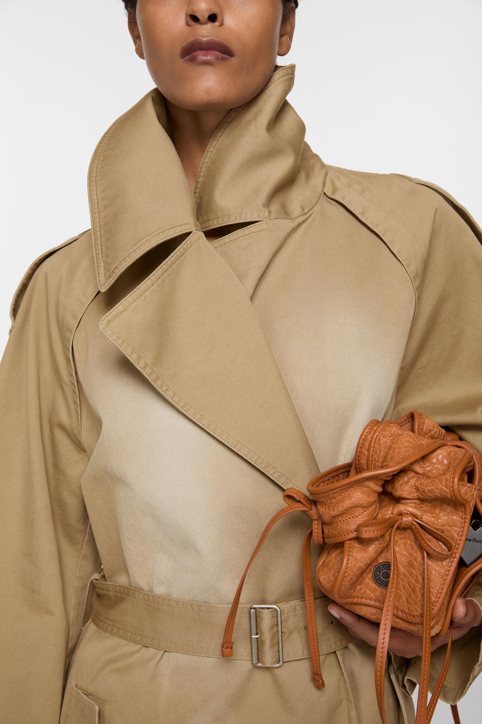 Belted coat Product Image