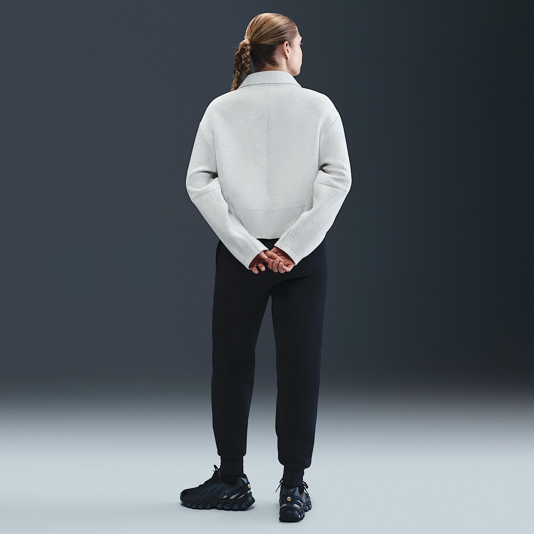 Womens Nike Sportswear Tech Fleece Tailored Jacket | HV2451-013 Product Image