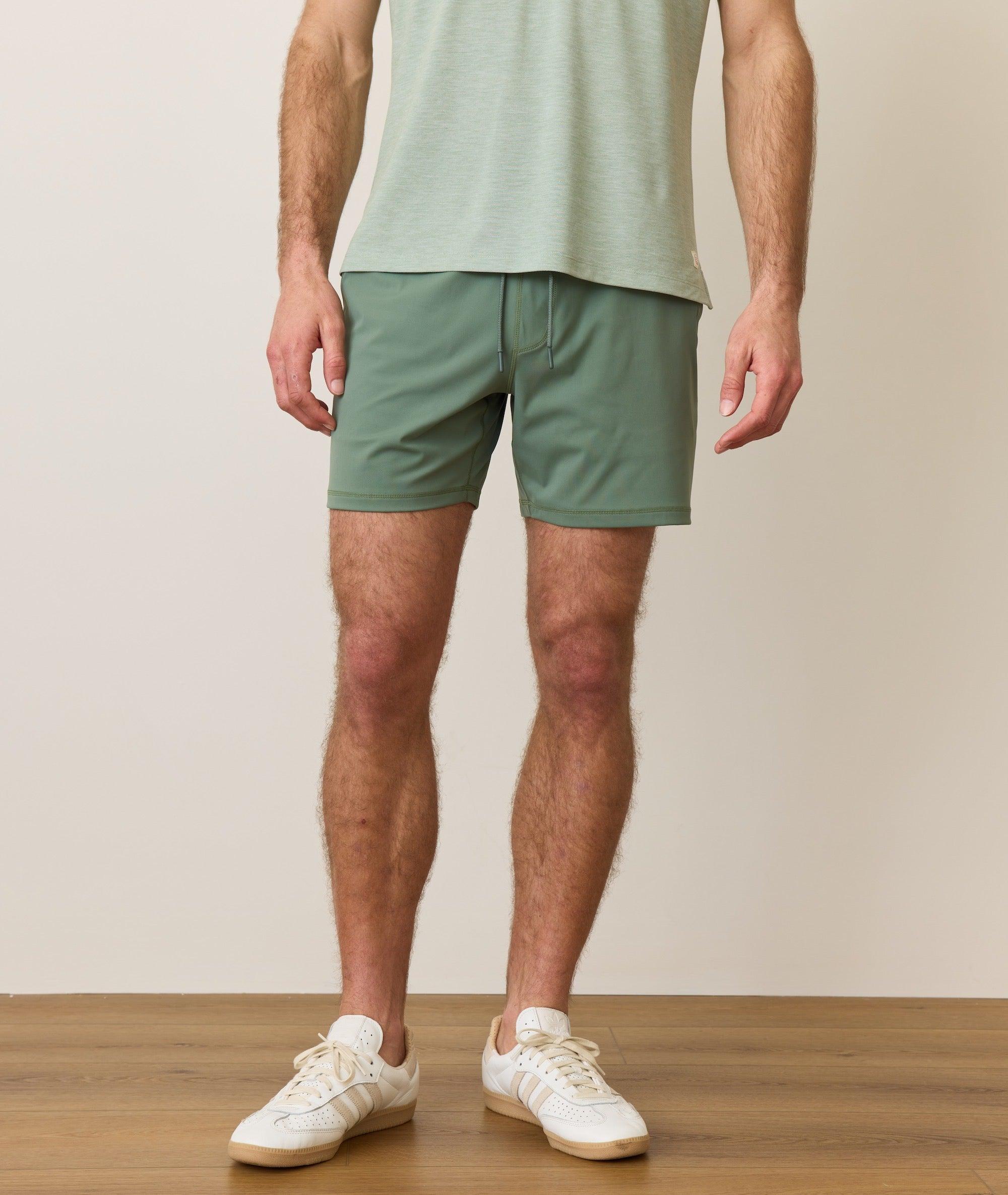 7" Sunday Stretch Short Product Image