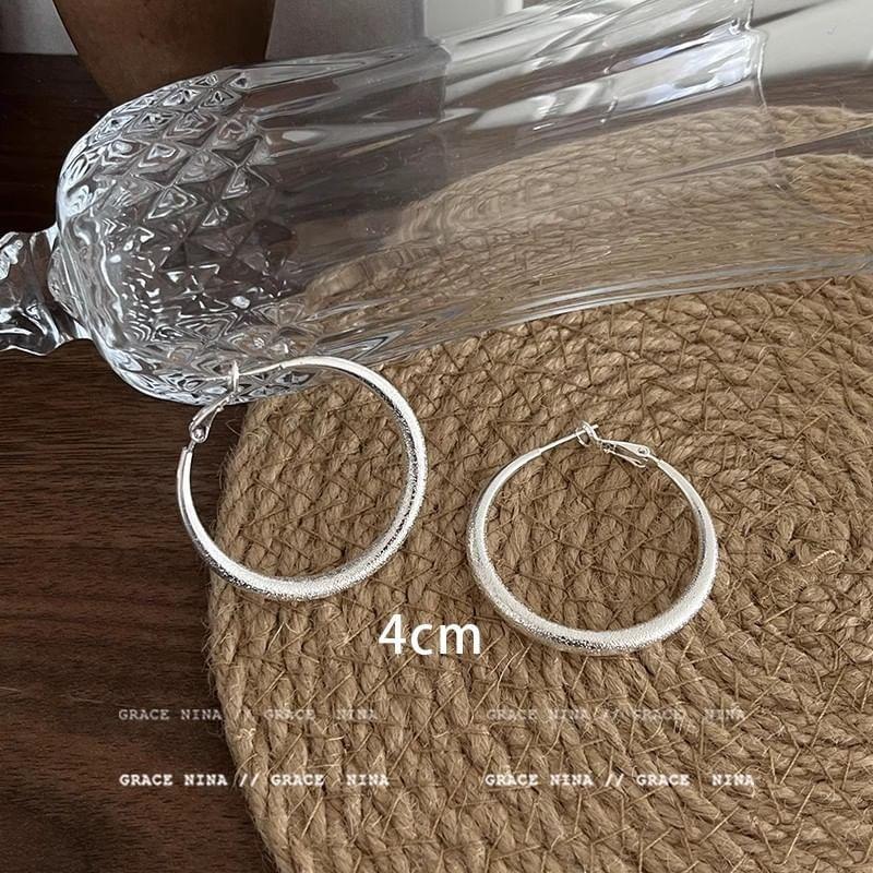 Textured Hoop Earring Product Image