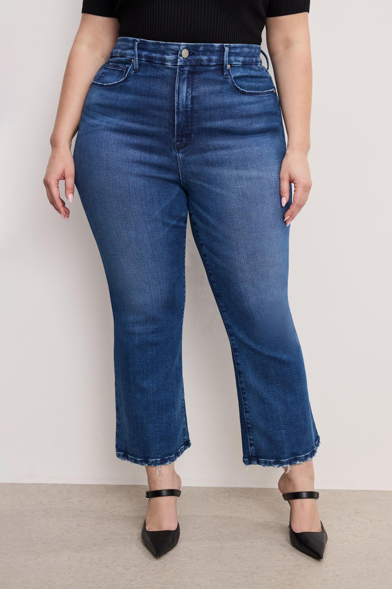 SOFT-TECH GOOD LEGS CROPPED MINI BOOT JEANS | INDIGO891 Product Image