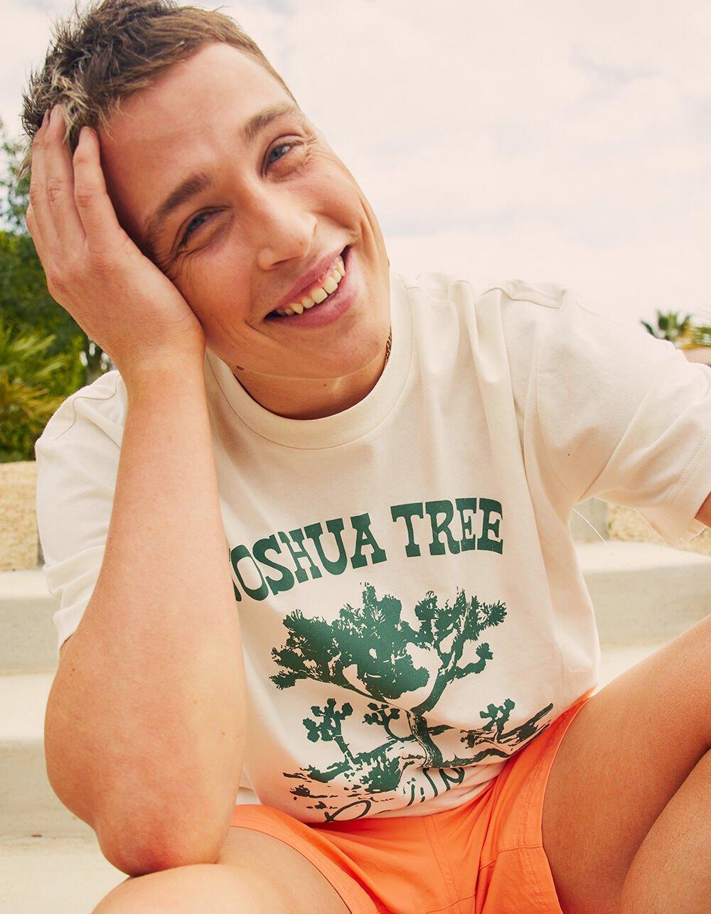 RSQ Mens Oversized Joshua Tree Tee - OFF WHITE Product Image