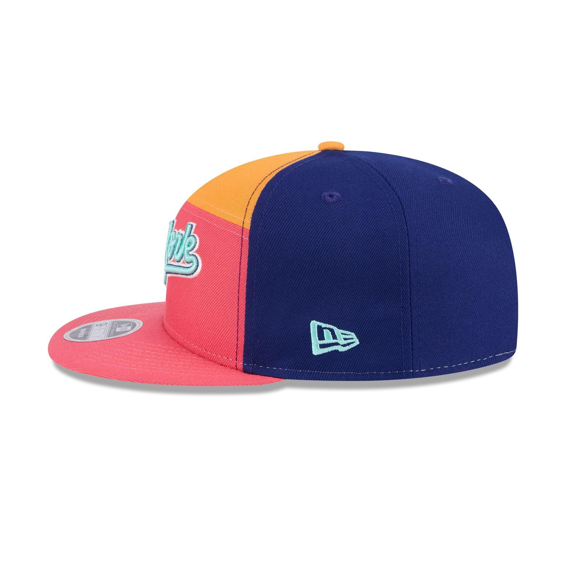 New York Mets Coral 9FIFTY Split Panel Snapback Hat Male Product Image