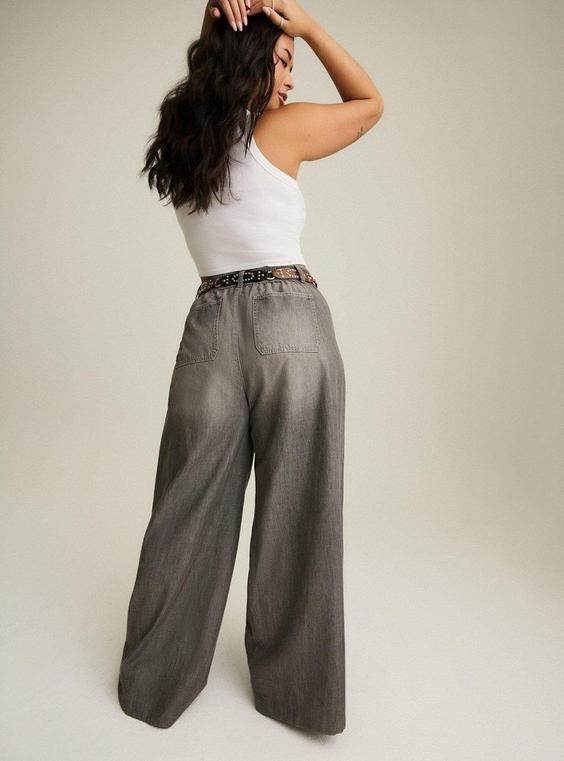 Festi High-Rise Wide-Leg Denim Trouser Product Image