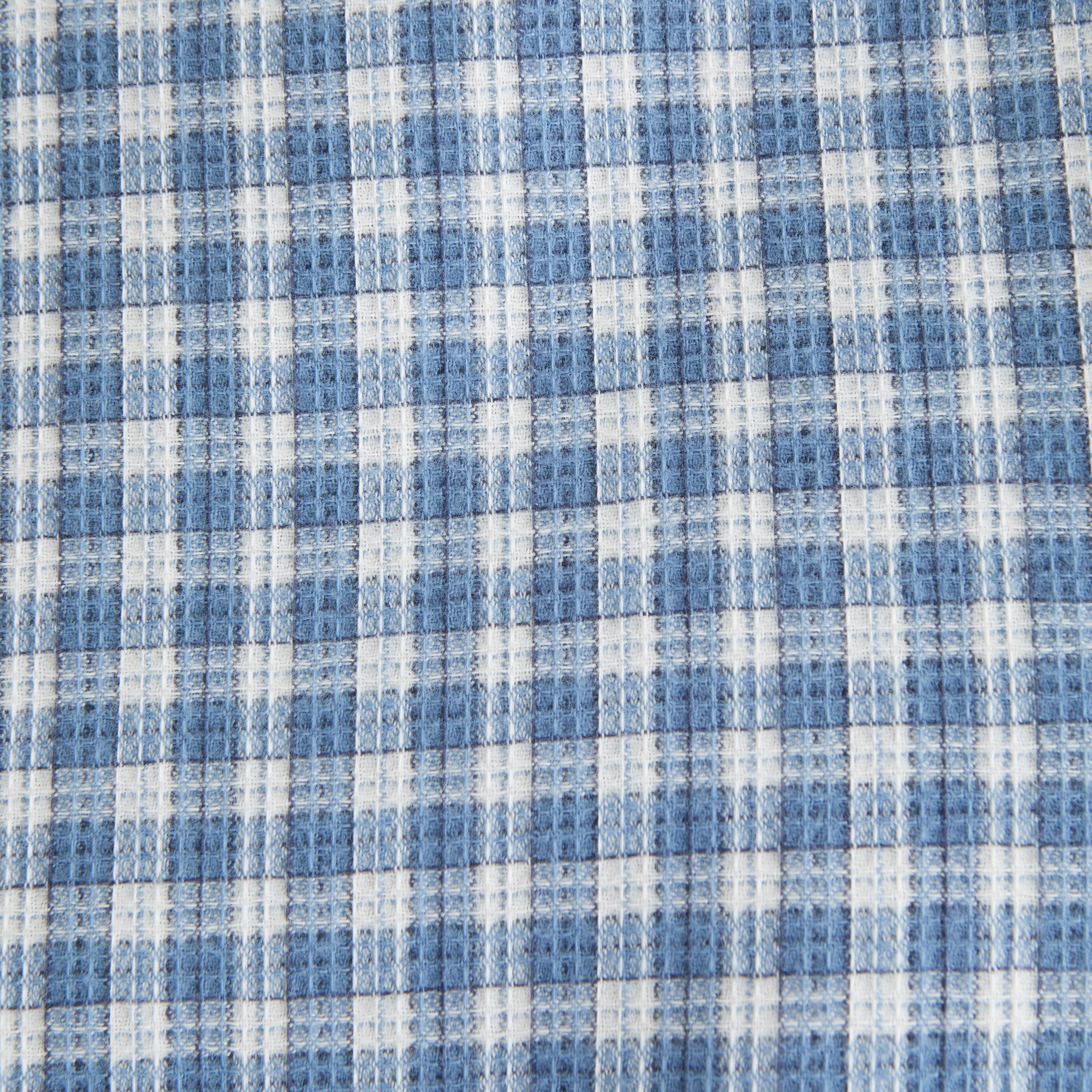 Long-Sleeve Plaid Button-Up Shirt Product Image