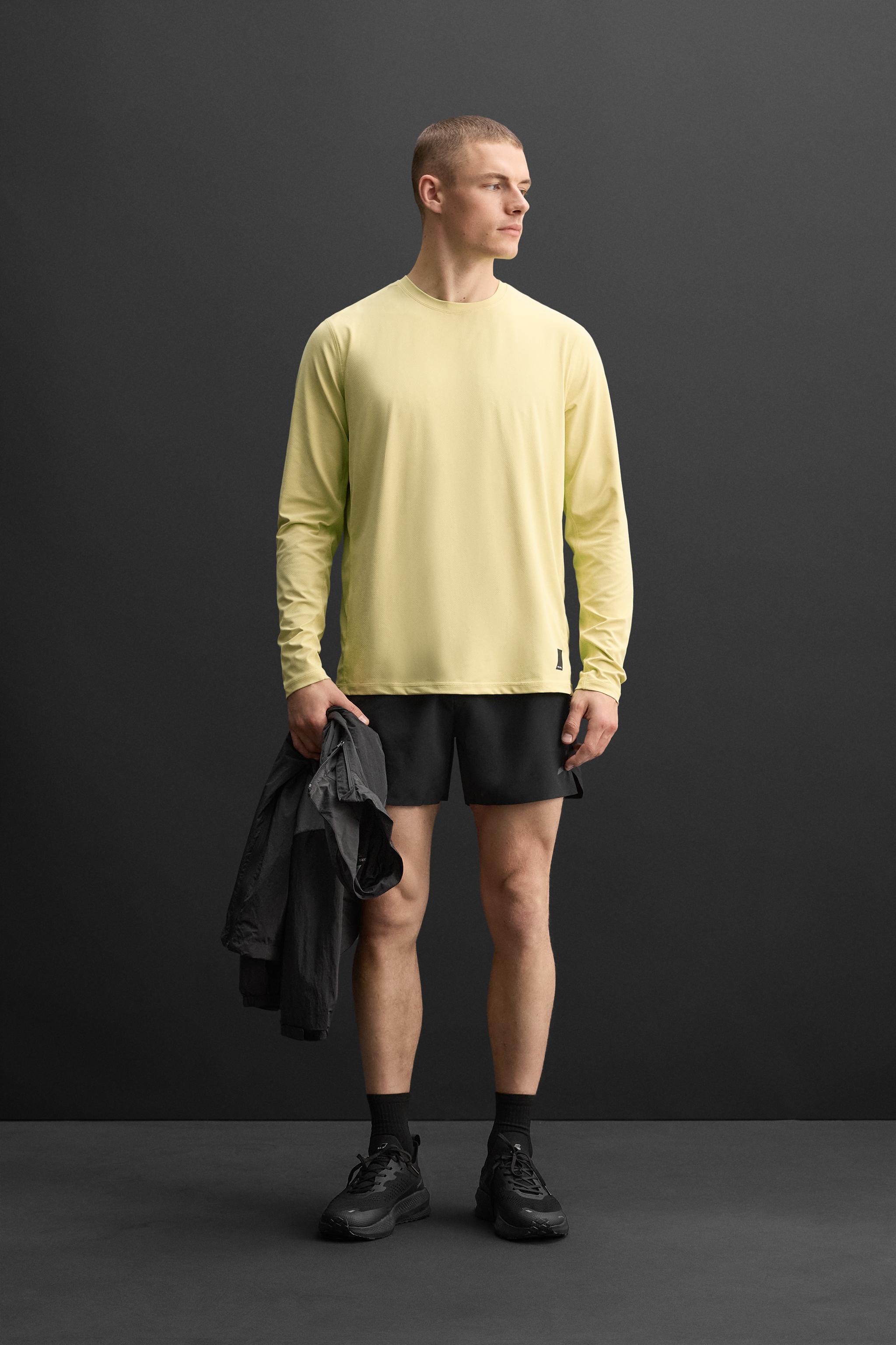 BASIC TRAINING LONG SLEEVE T-SHIRT Product Image