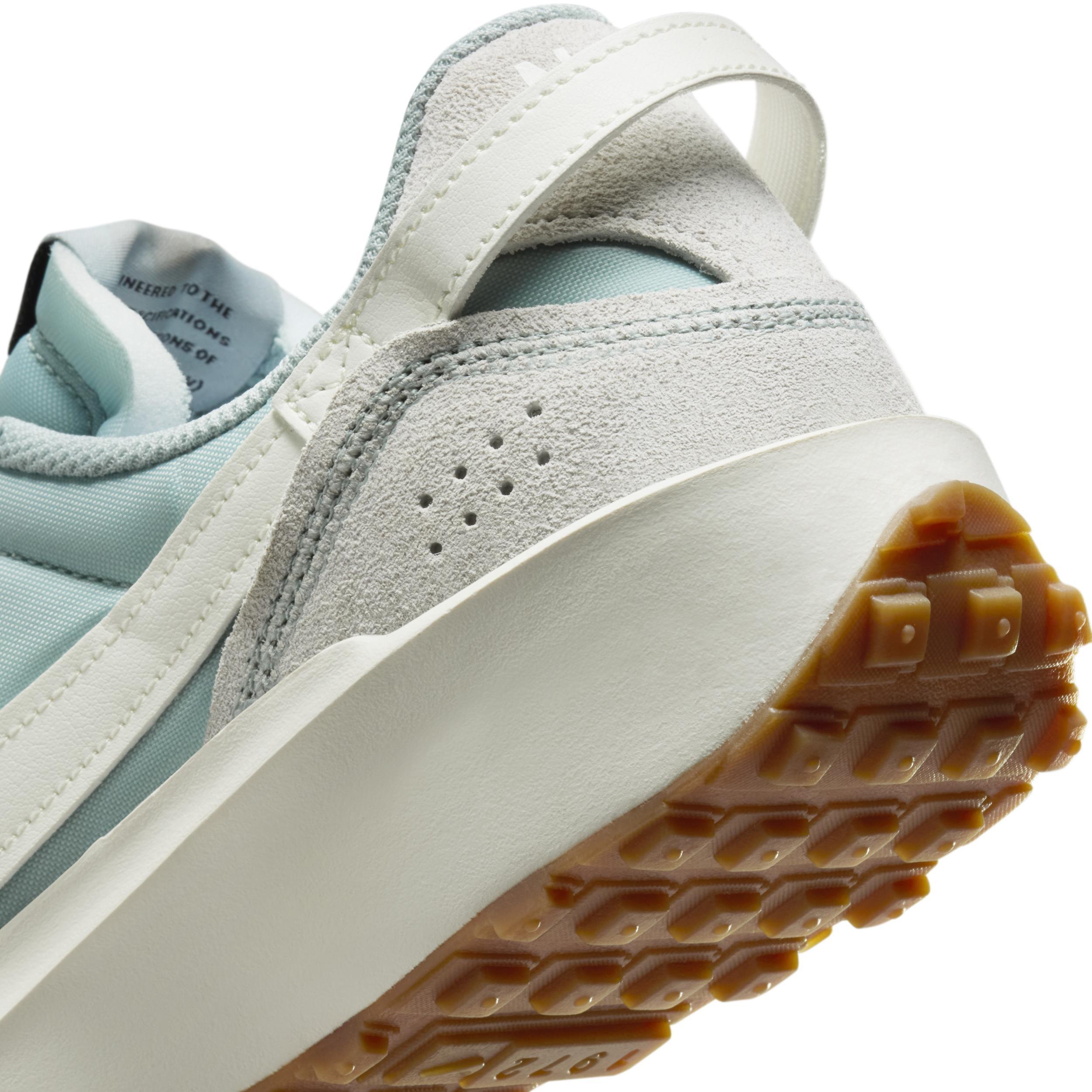 Nike Waffle Debut Women's Shoes Product Image