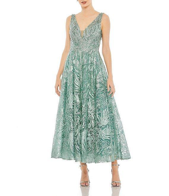 Mac Duggal Embroidered V-Neck Sleeveless Dress Product Image