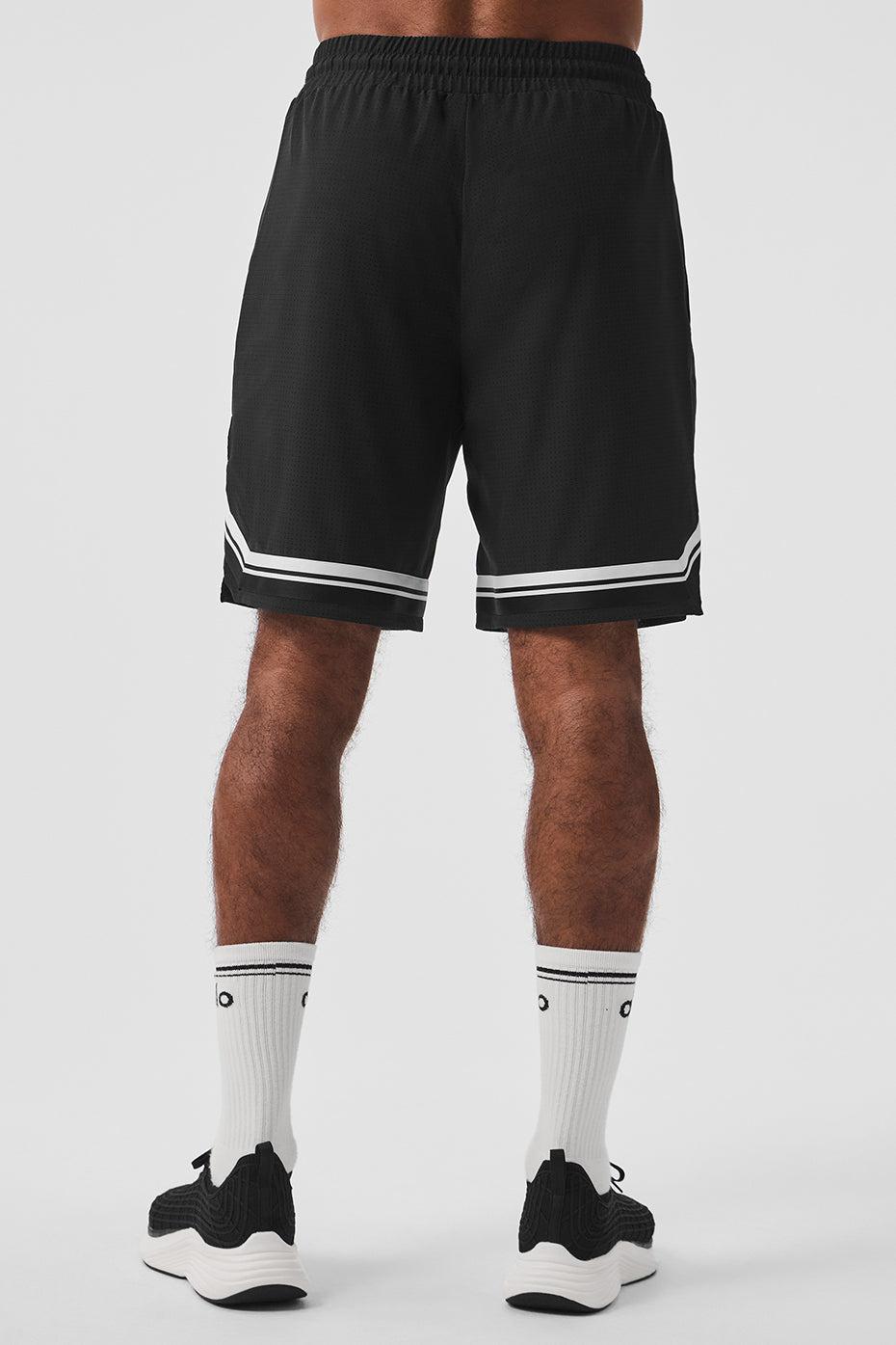 9" Traction Arena Short - Black Male Product Image