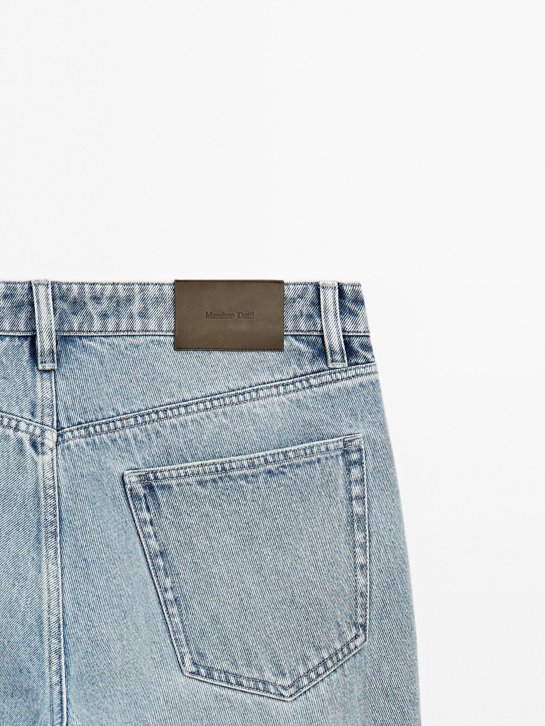 Tapered fit jeans Product Image