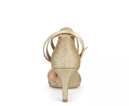 Journee Collection Womens Luela Pump Product Image