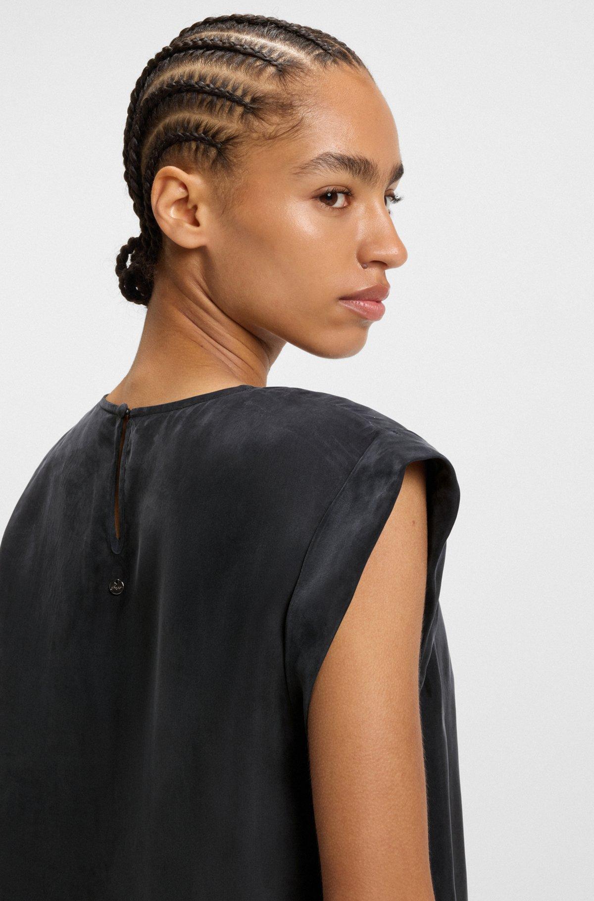 Regular-fit blouse with rear keyhole closure Product Image