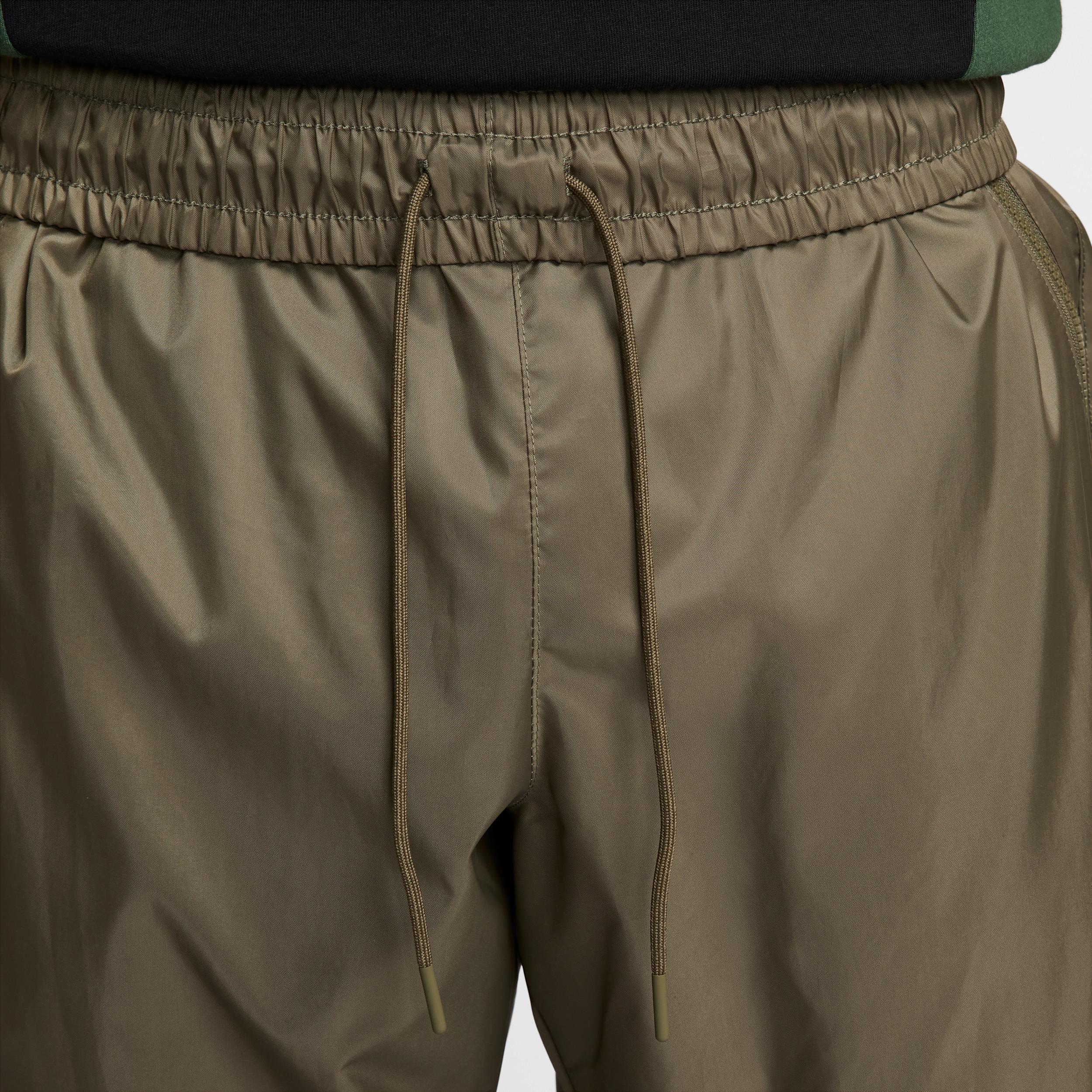 Nike Windrunner Men's Woven Lined Pants Product Image