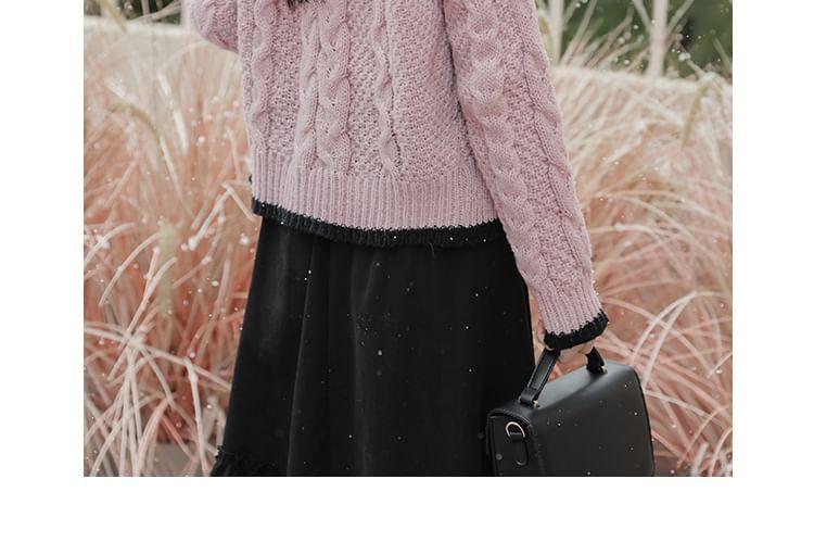 Round Neck Contrast Trim Cable Knit Cardigan Product Image