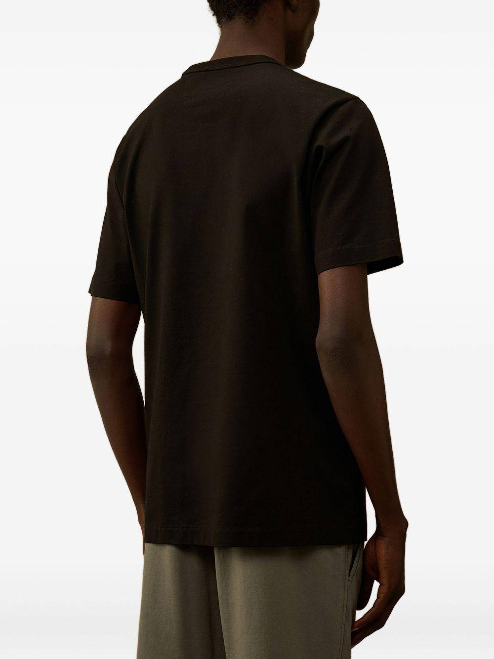 graphic-print t-shirt Product Image