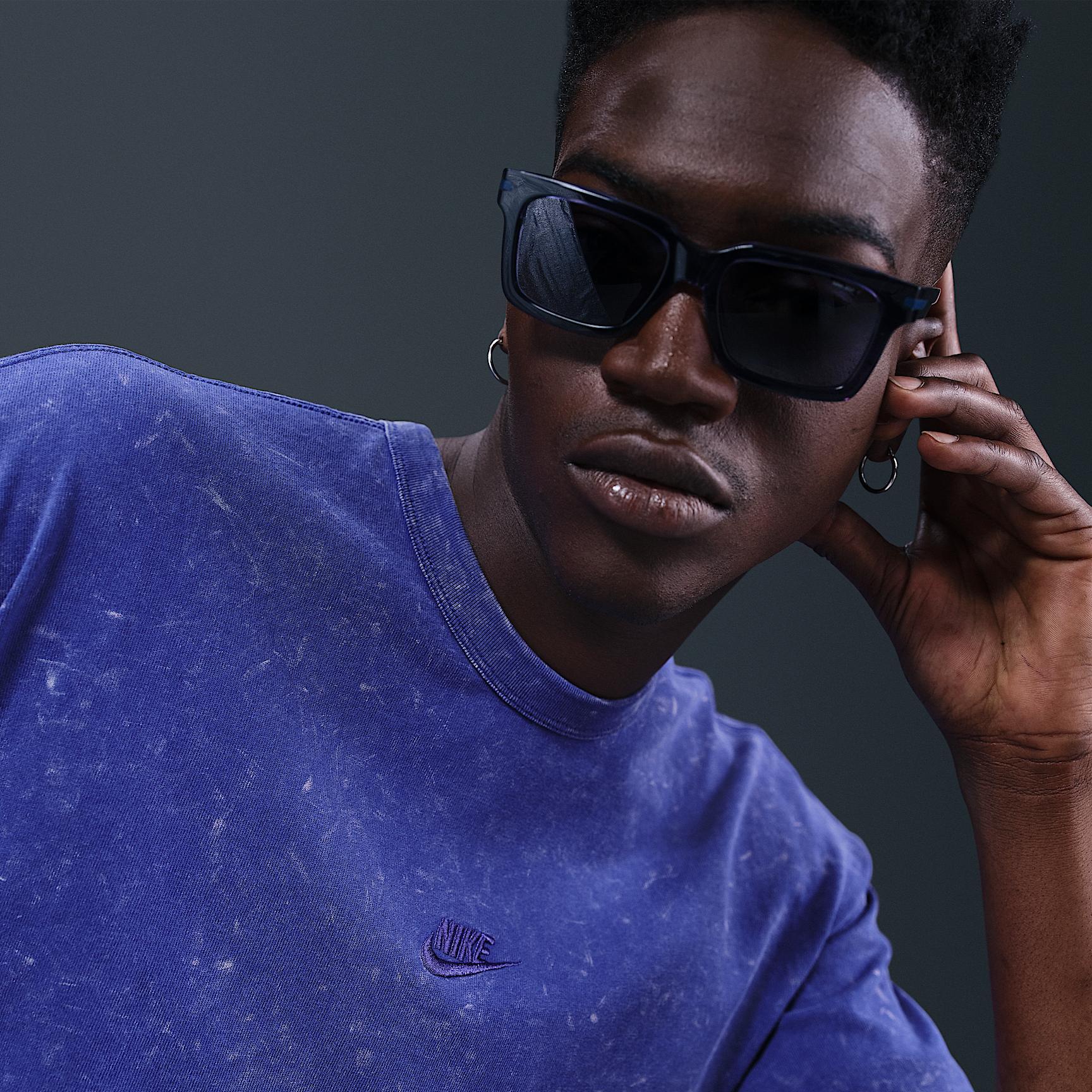 Mens Nike Sportswear Premium Essentials Max90 T-Shirt | HJ0552-539 Product Image