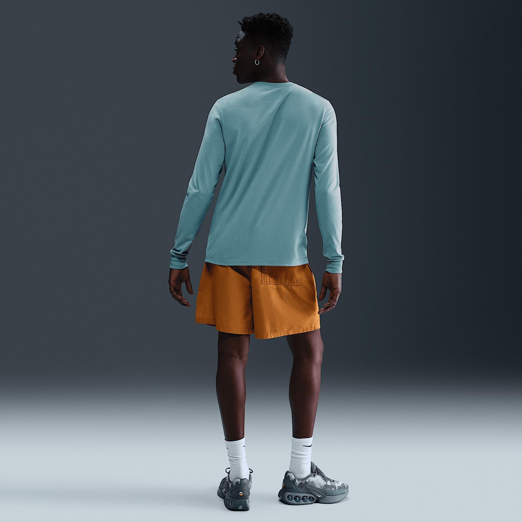 Nike Sportswear Club Men's Long-Sleeve T-Shirt Product Image