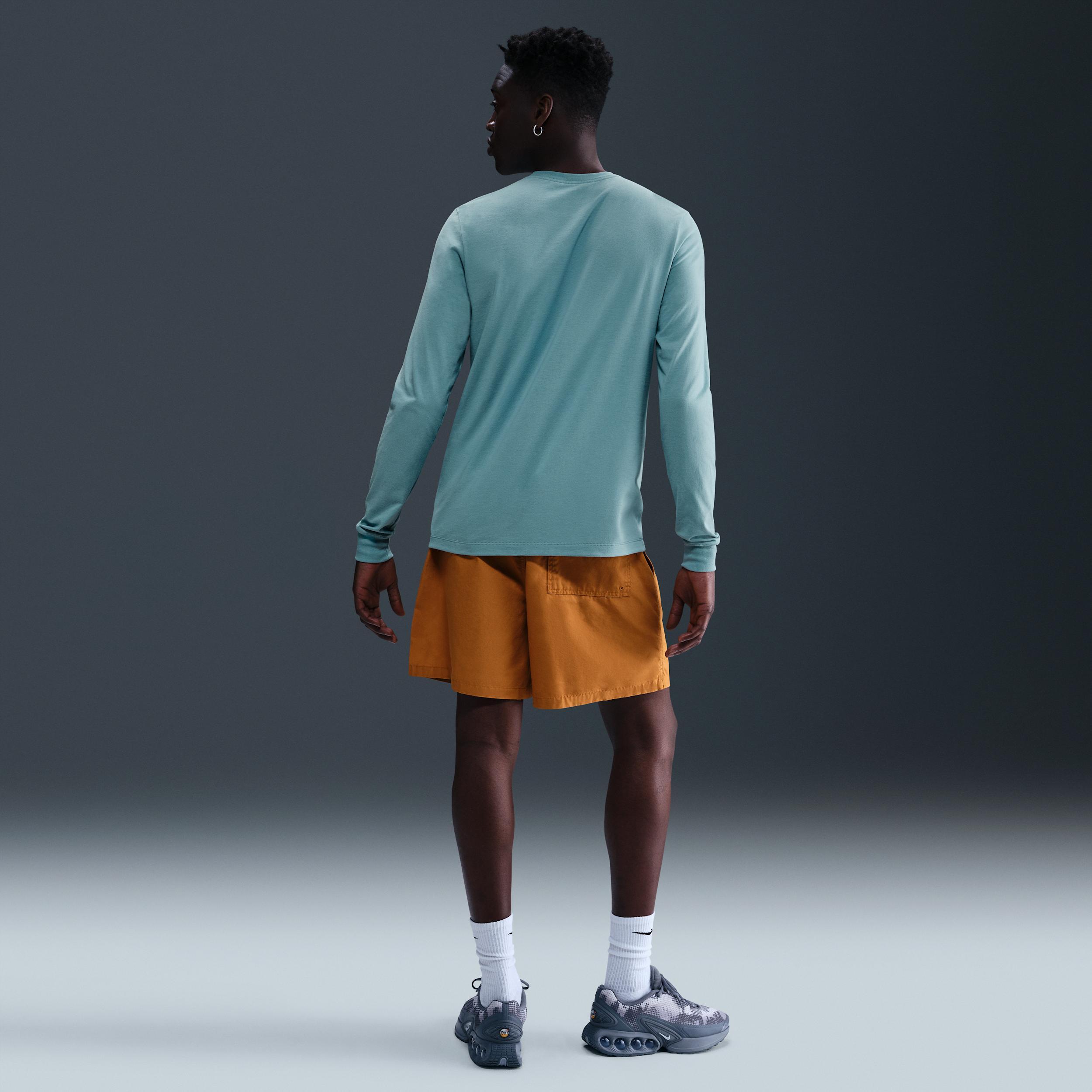 Nike Sportswear Club Men's Long-Sleeve T-Shirt Product Image