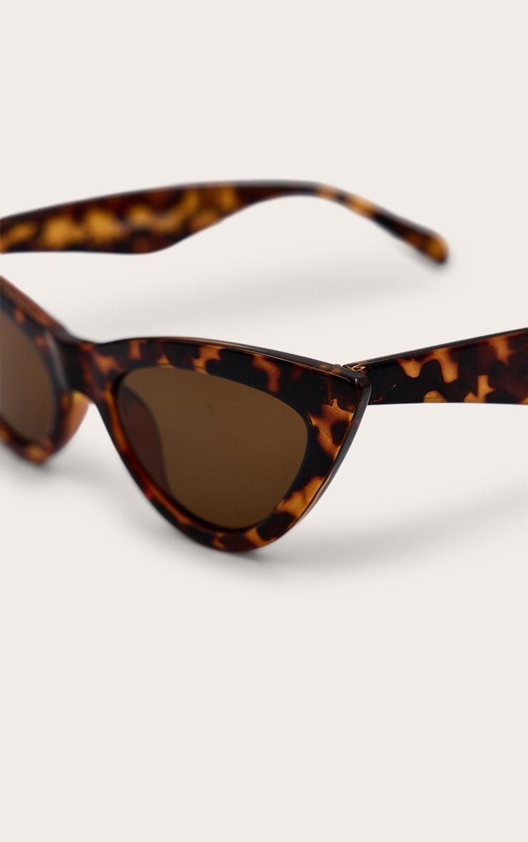 Tortoise Shell Cat Eye Sunglasses Product Image