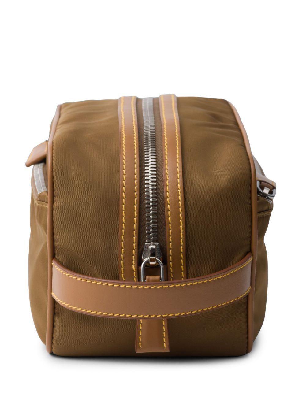 Re-Nylon washbag  Product Image