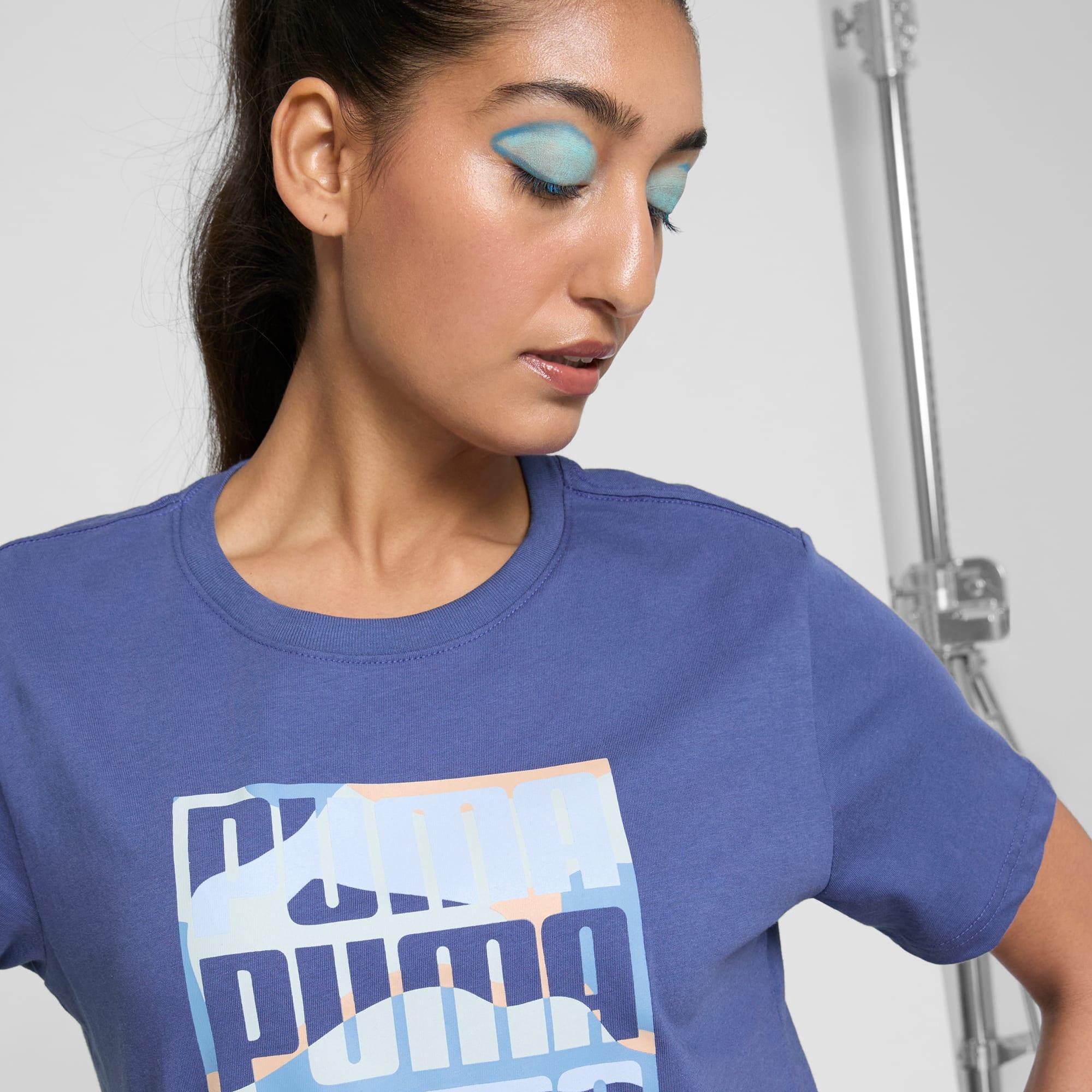 GRAPHICS Mountain Women's Tee Product Image