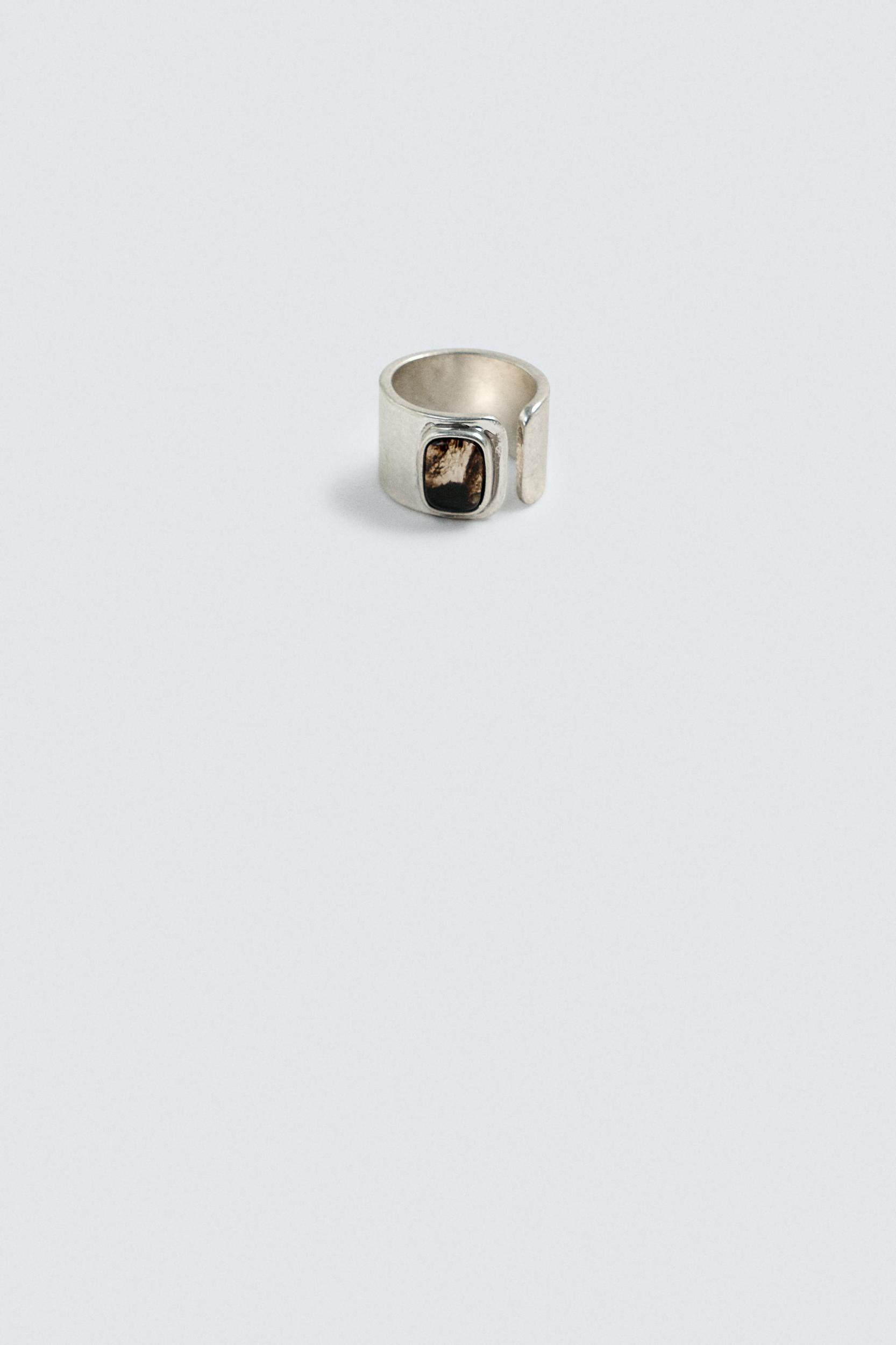 IRREGULAR CONTRAST STONE RING Product Image