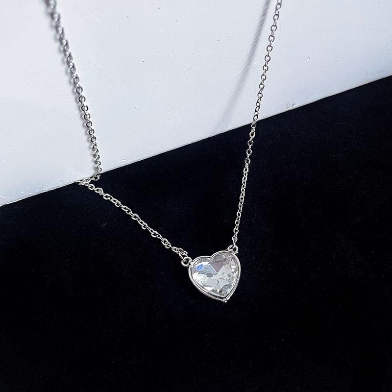 Heart Necklace Product Image