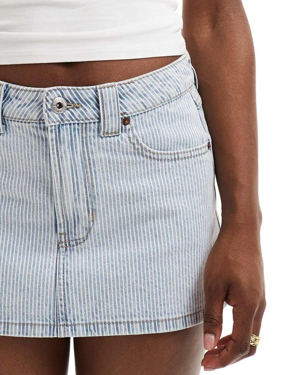 Stradivarius denim skort in stripe  Product Image