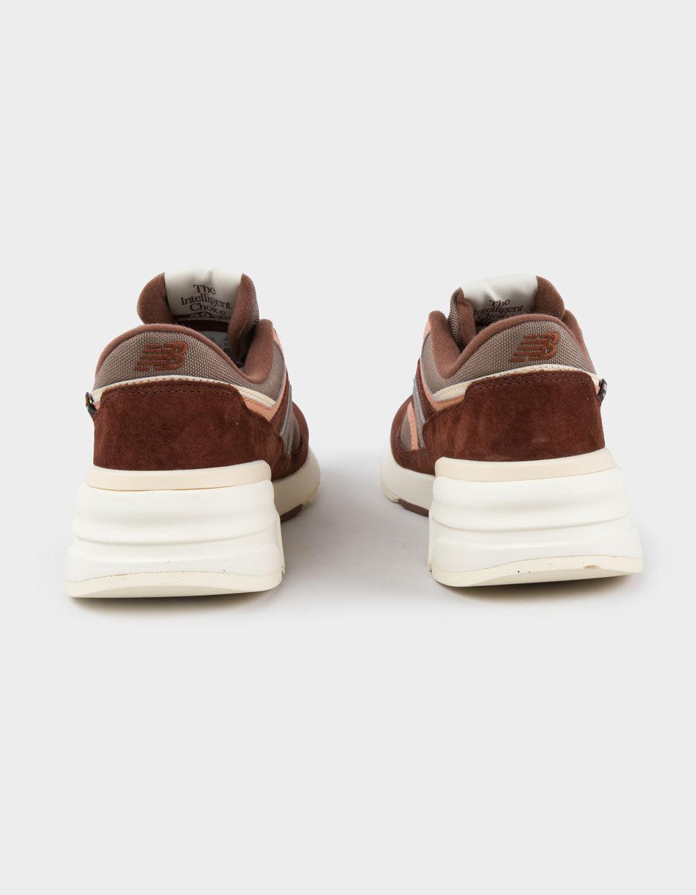NEW BALANCE 997R Shoes - BROWN Product Image