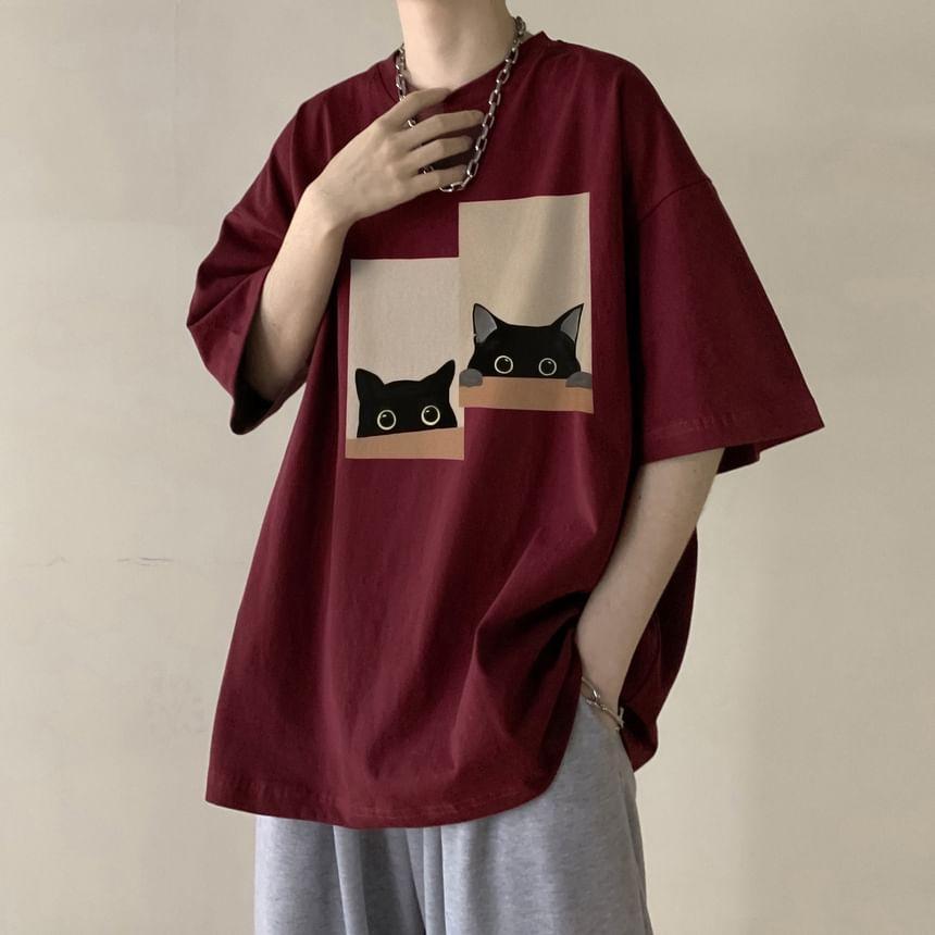 Elbow-Sleeve Crewneck Cat Print T-Shirt Product Image