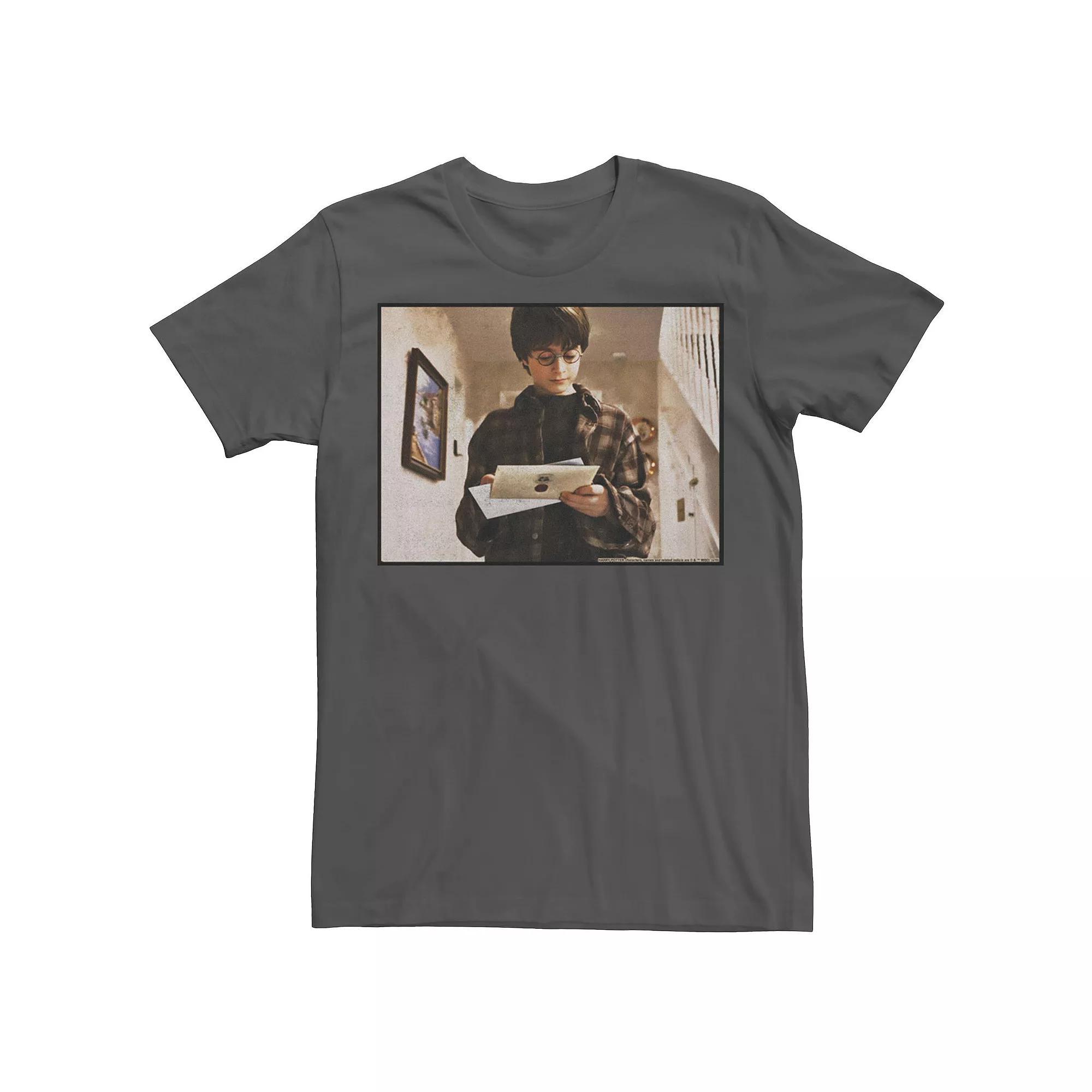 Men's Home Alone Kevin Yell Minimalist Portrait Tee, Size: Large, Grey Heather Product Image