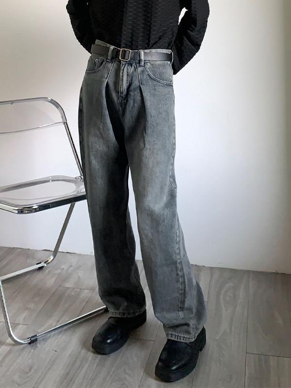 Men's Vintage Wash Ruched Loose Jeans Product Image