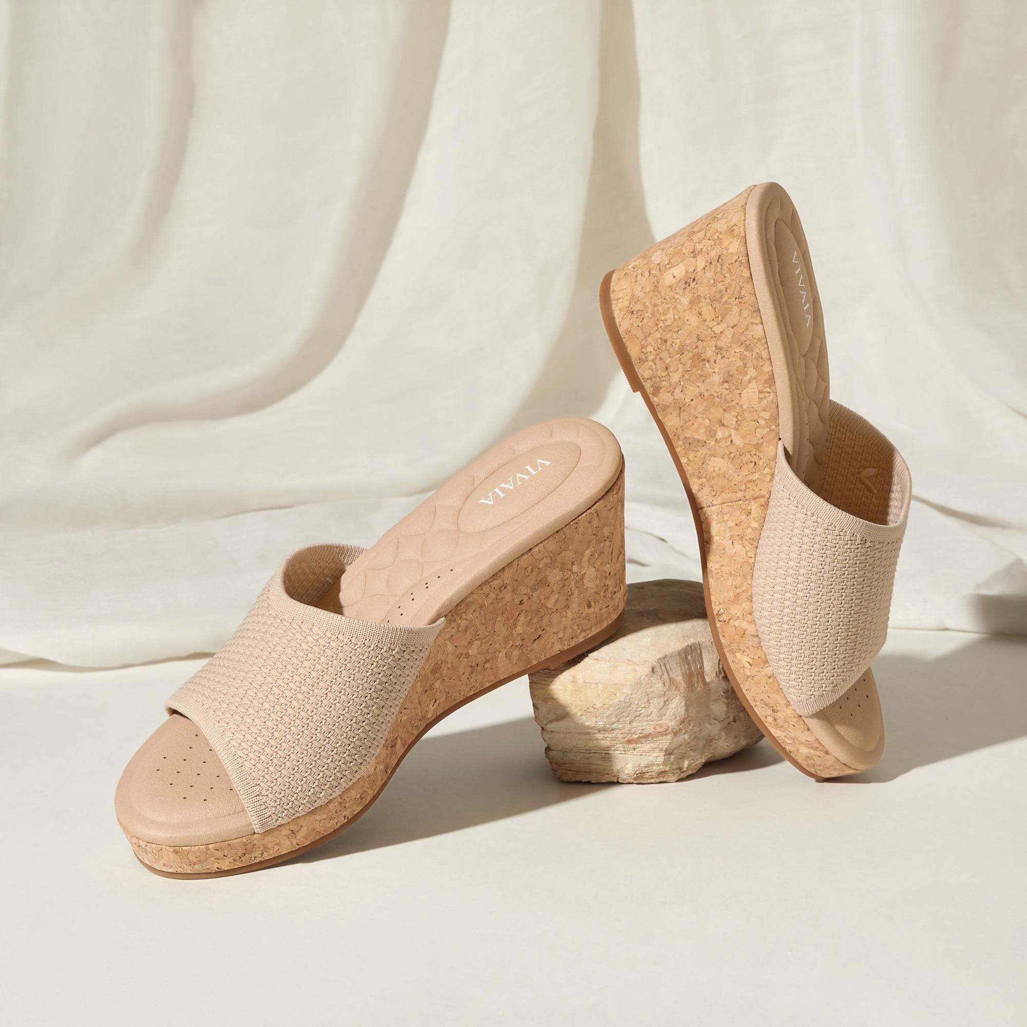 Round-toe Wedge Sandals (Stacey Pro) Product Image