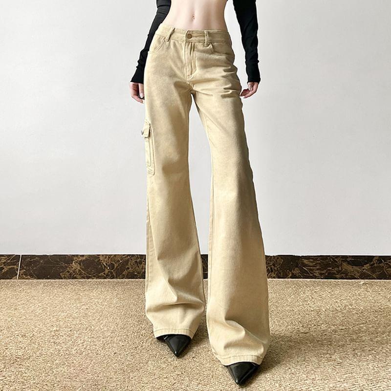 Low-Waist Pocket Straight-Cut Pants Product Image