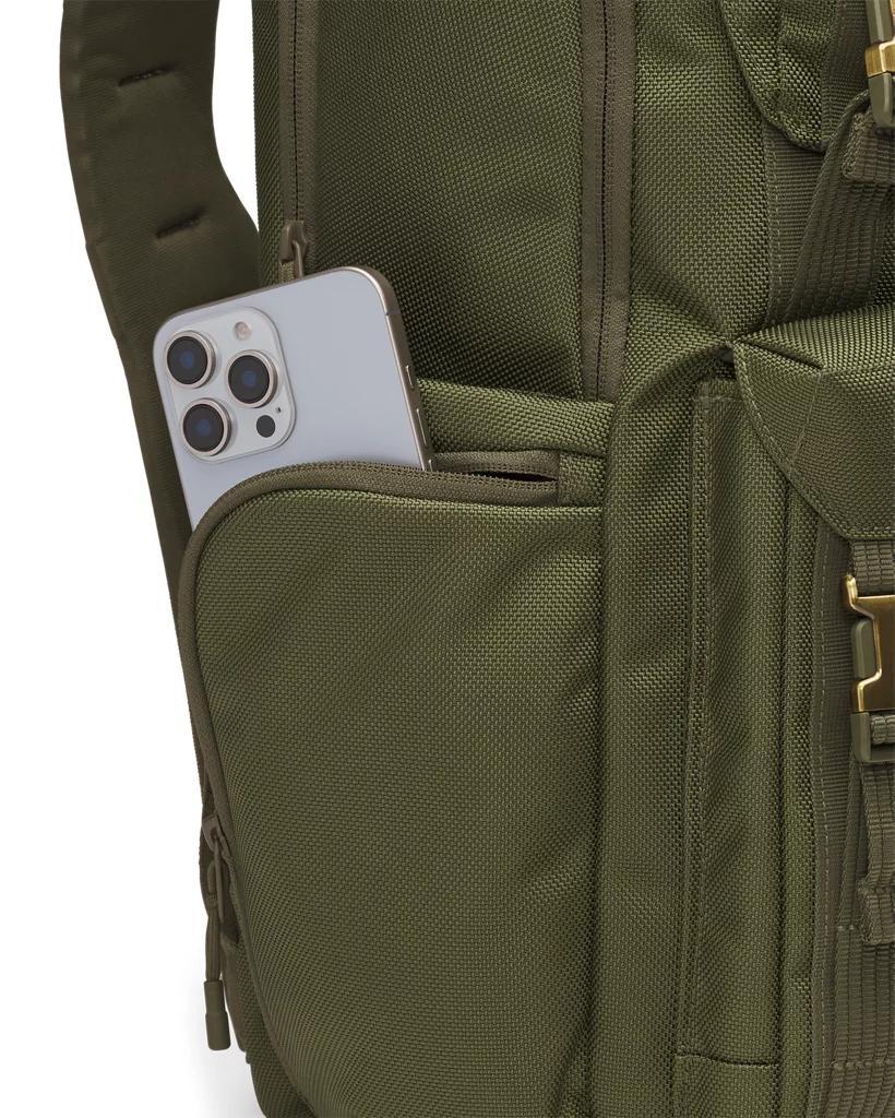 UA Triumph Utility Product Image