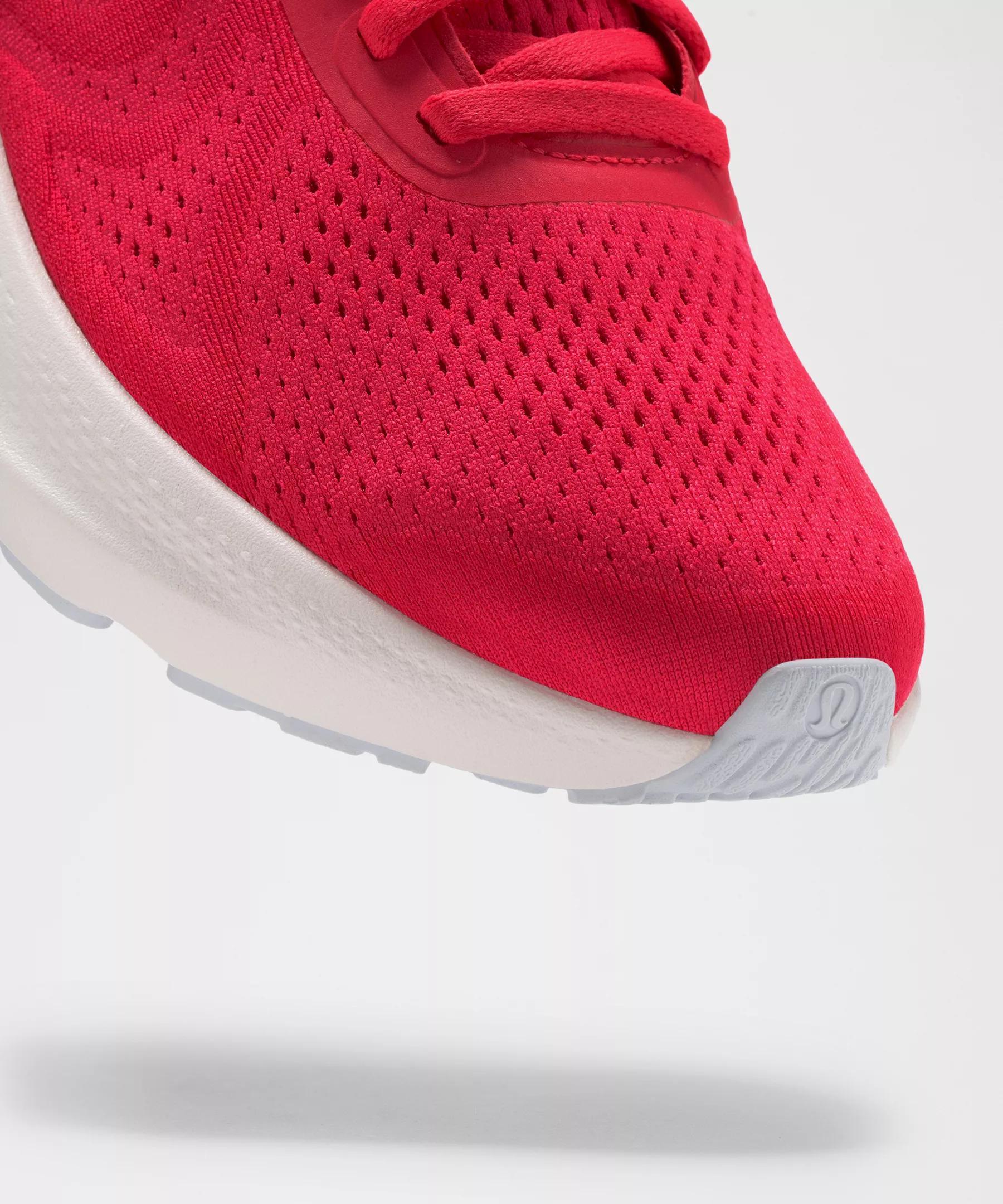 Women's Beyondfeel Running Shoe Product Image