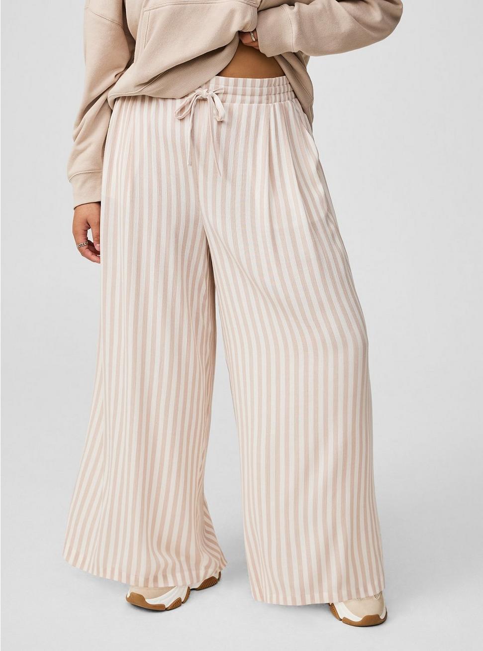 Pull-On Wide Leg Pant Product Image
