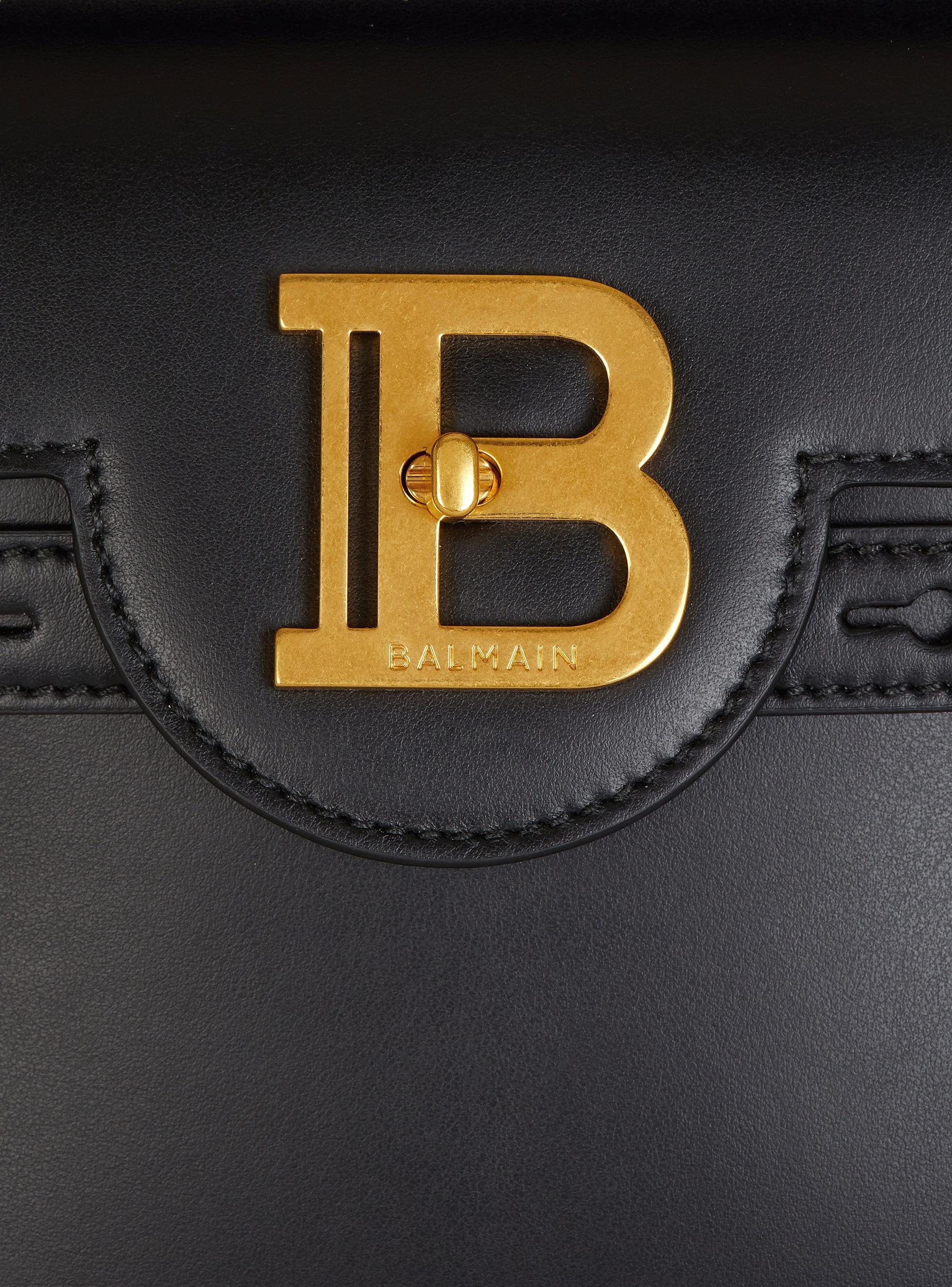Smooth leather B-Buzz 23 bag Product Image