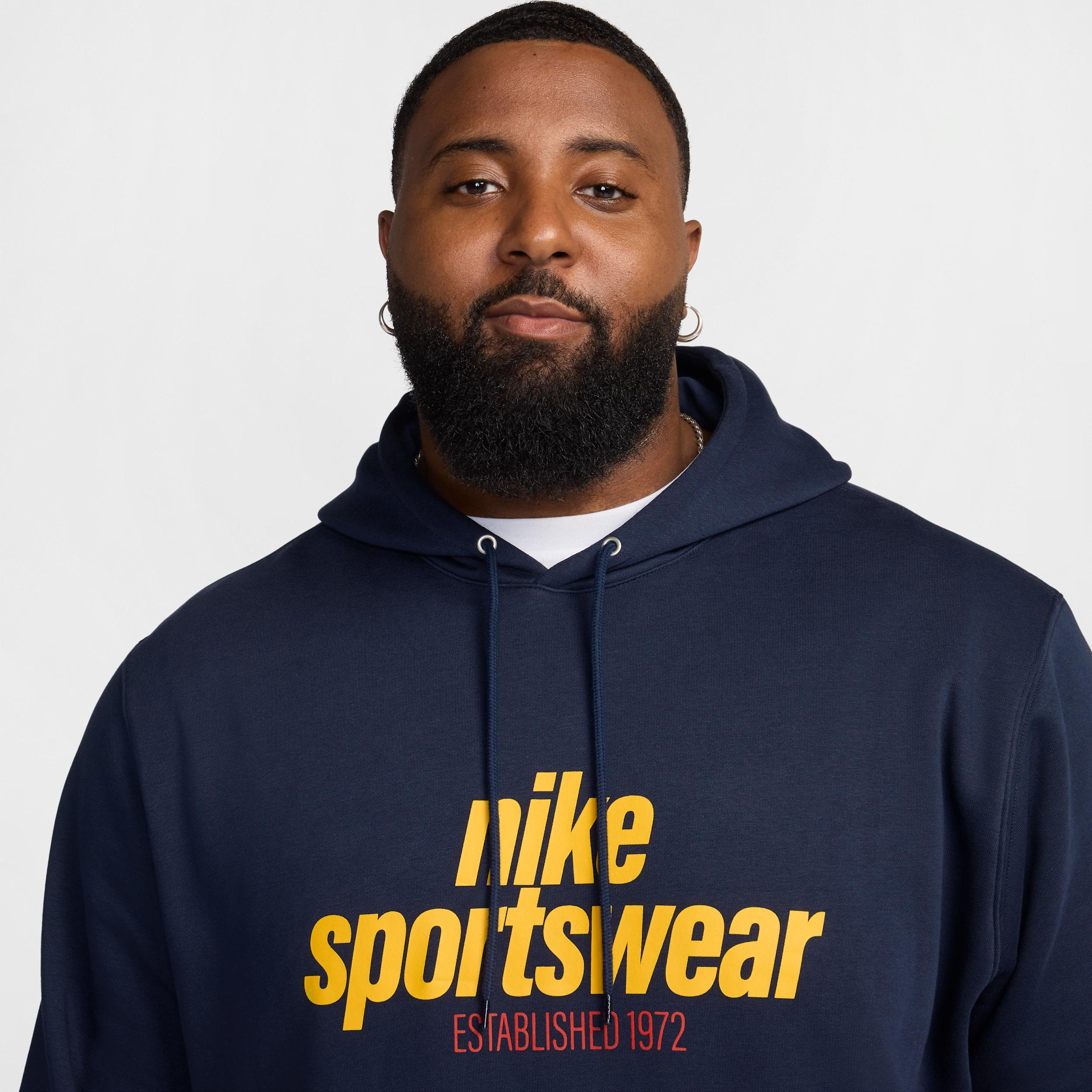 Nike Men's Club Fleece Pullover Hoodie Product Image