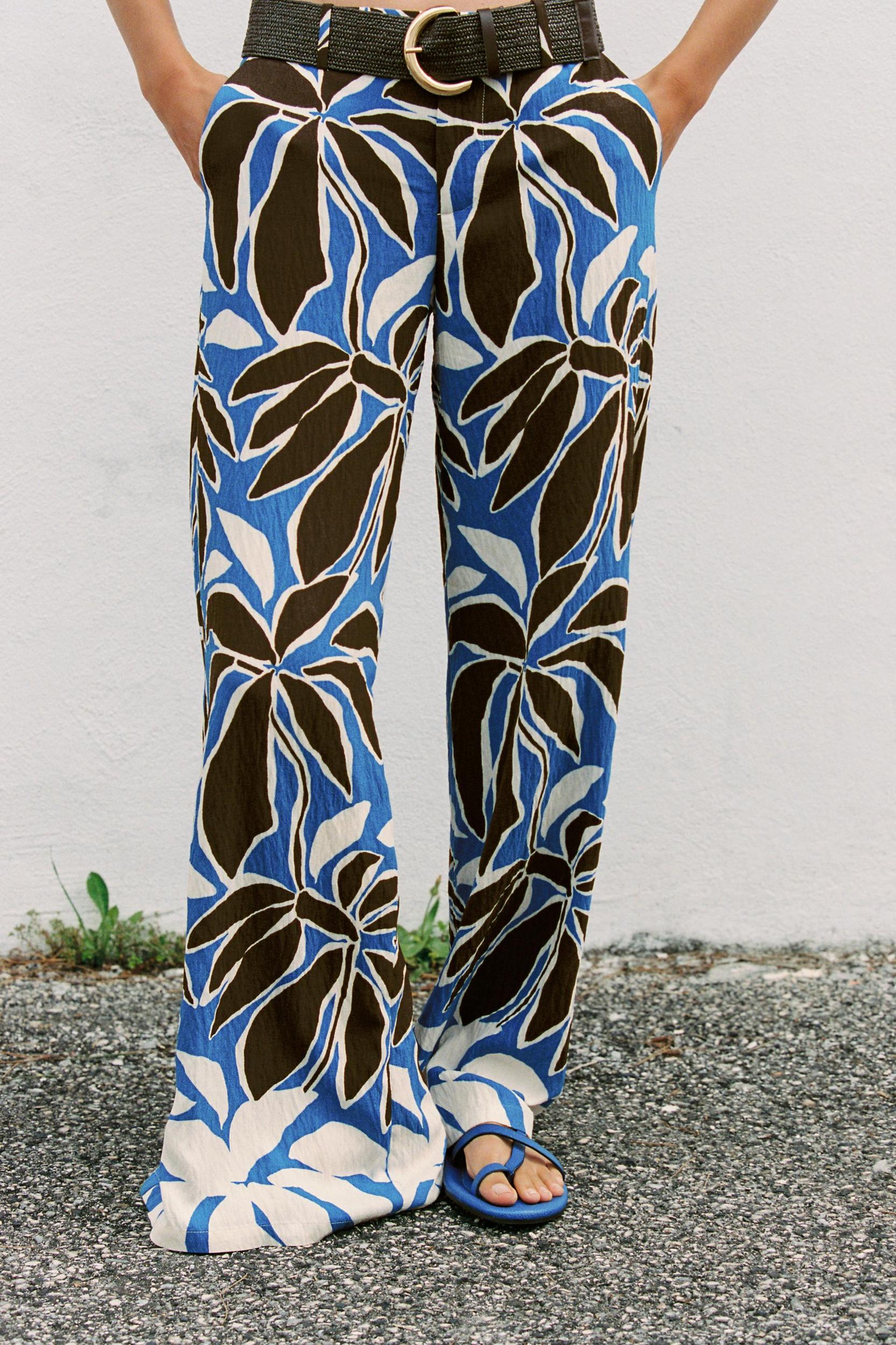 FLORAL PRINT WIDE LEG PANTS Product Image